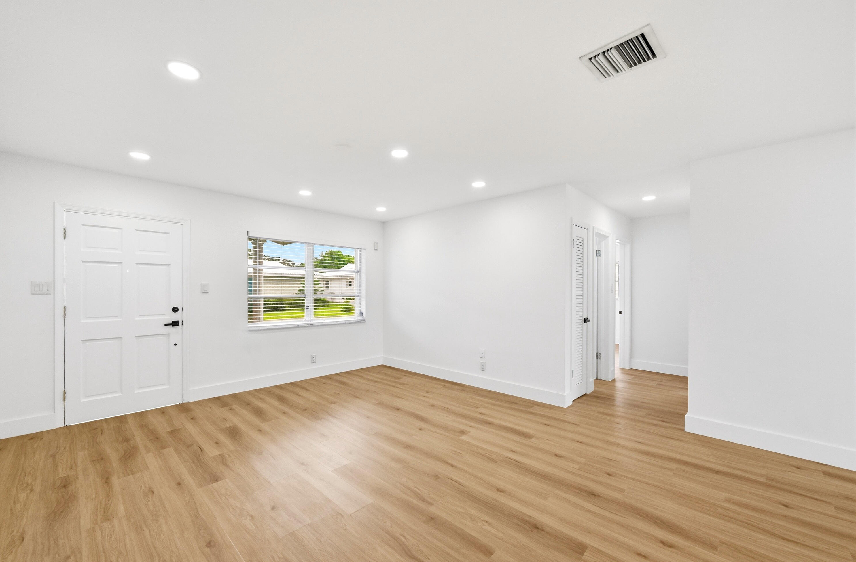 MAINLANDS OF TAMARAC LAKES - Residential