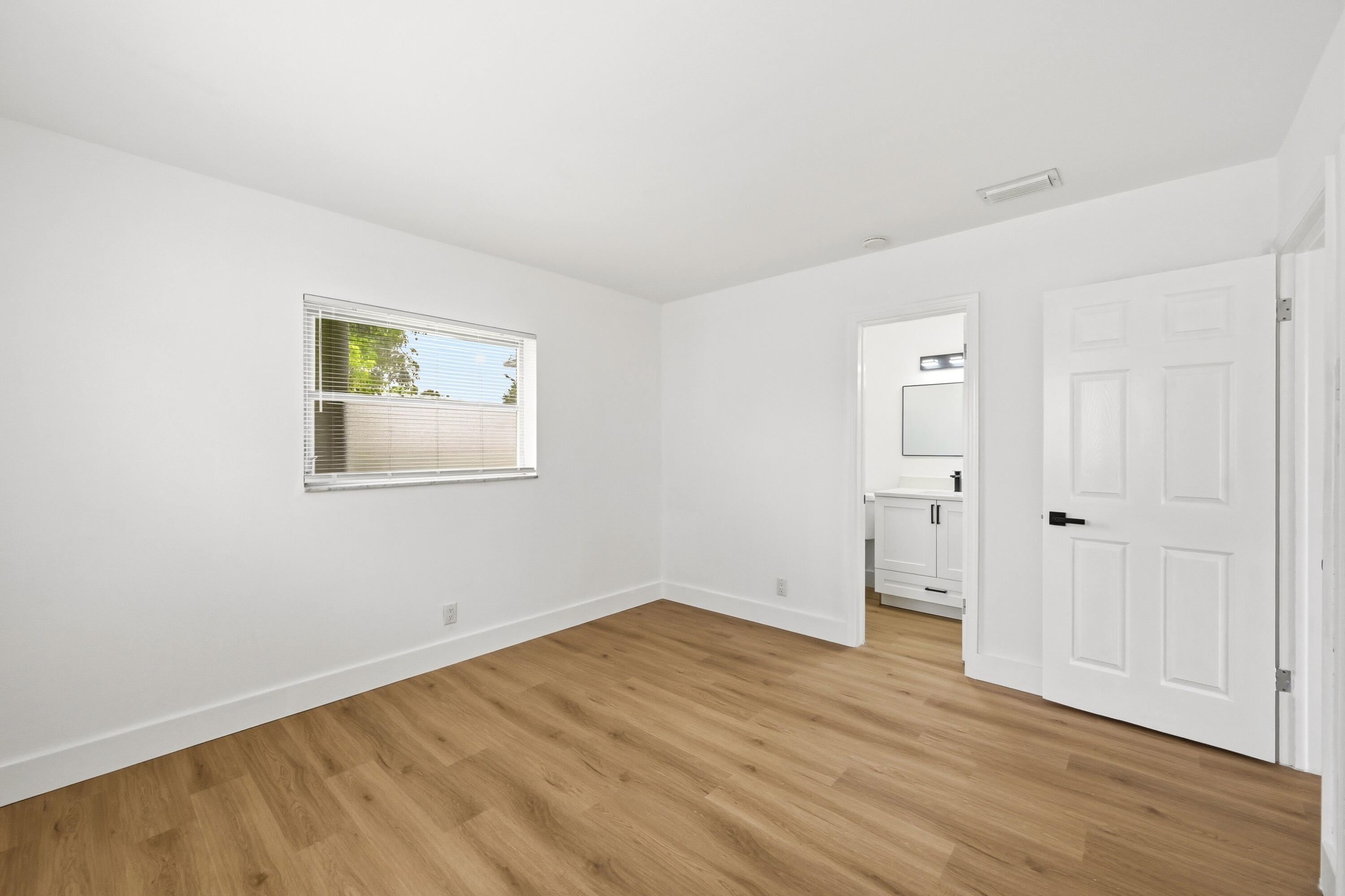MAINLANDS OF TAMARAC LAKES - Residential