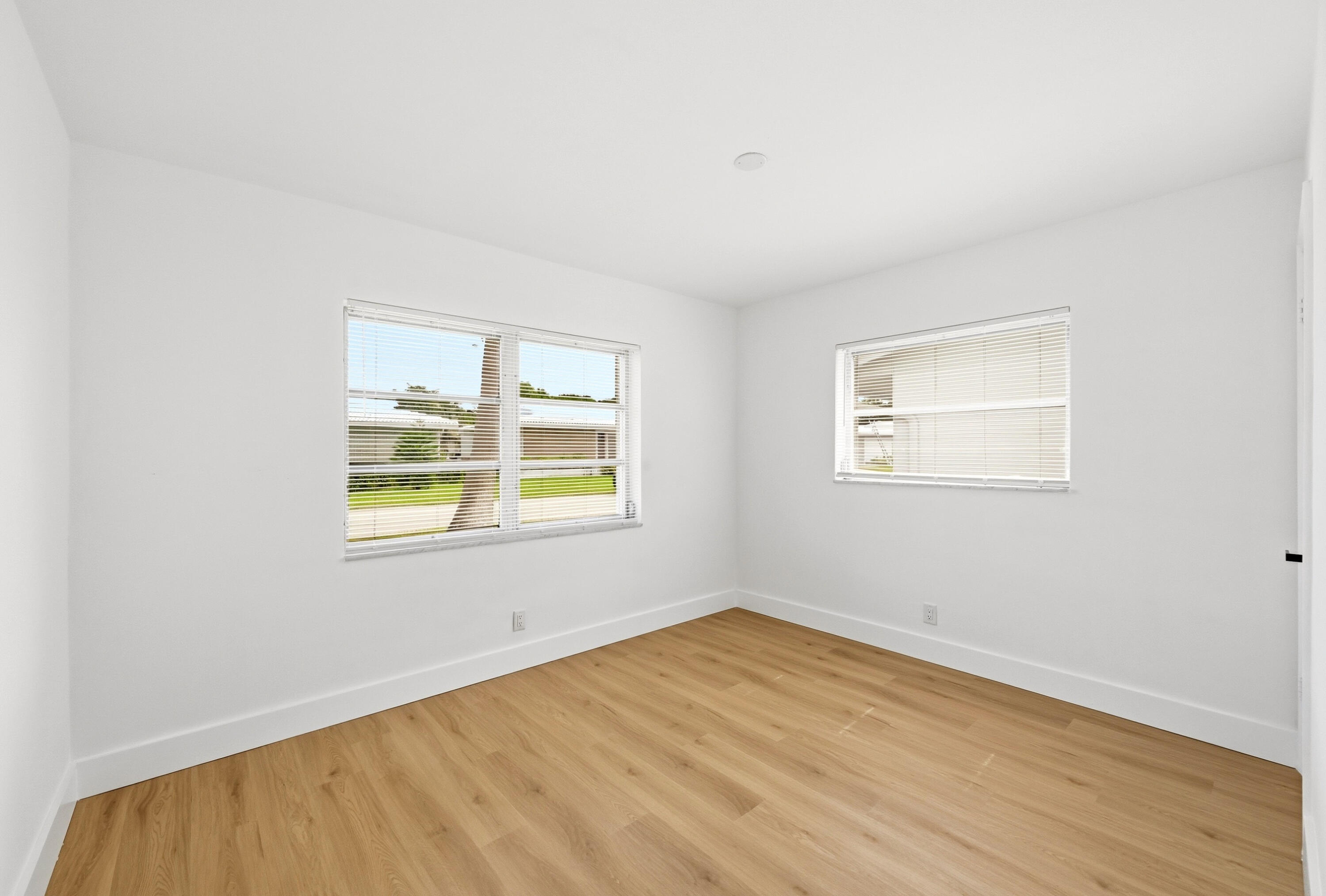 MAINLANDS OF TAMARAC LAKES - Residential