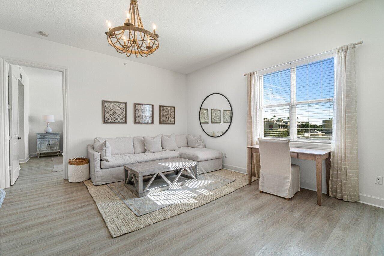 CITY WALK AT PINEAPPLE GROVE CONDO - Residential Lease
