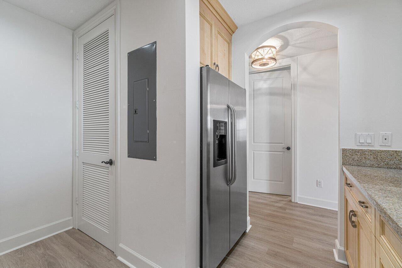 CITY WALK AT PINEAPPLE GROVE CONDO - Residential Lease