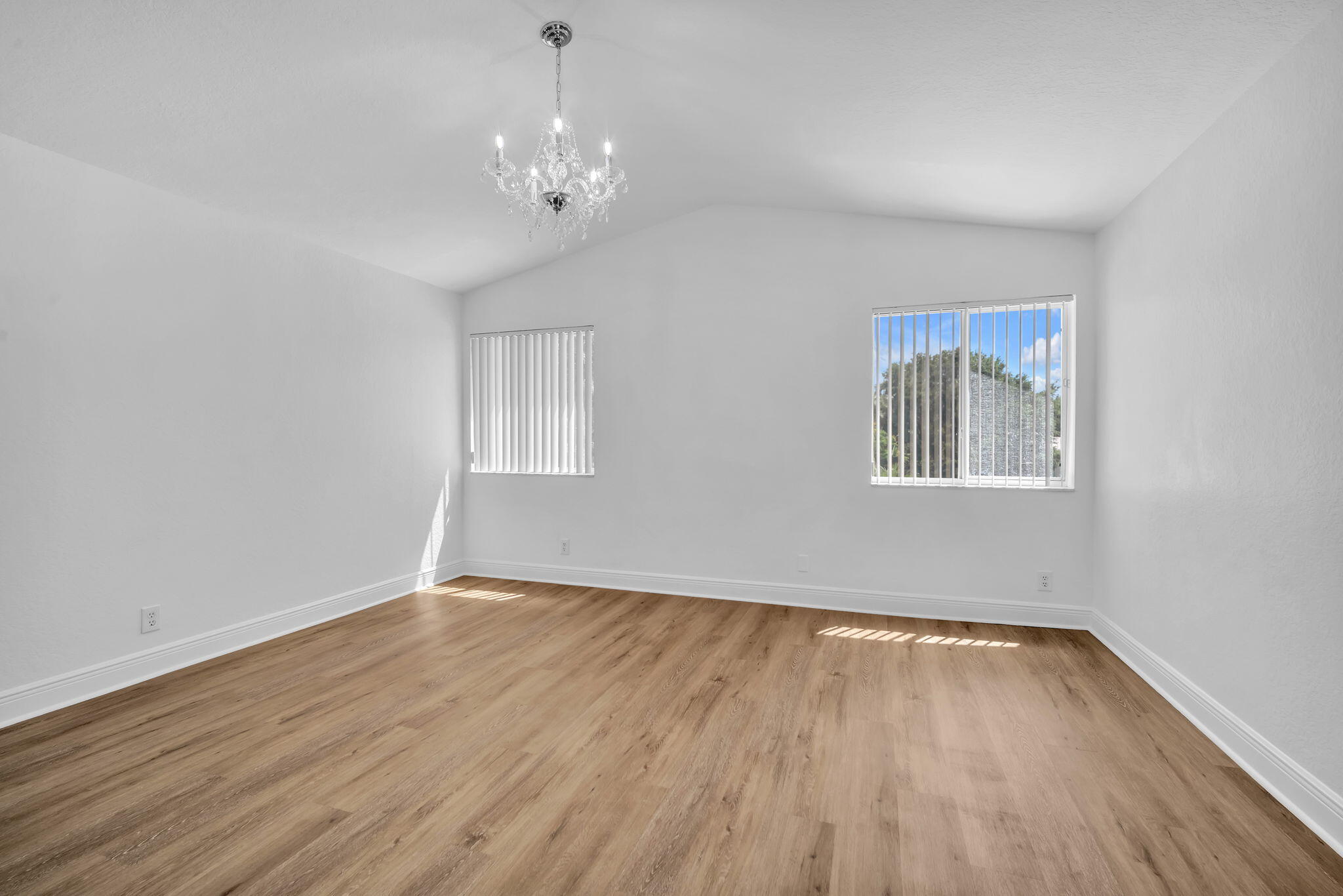 REGENCY LAKES AT COCONUT CREEK - Residential