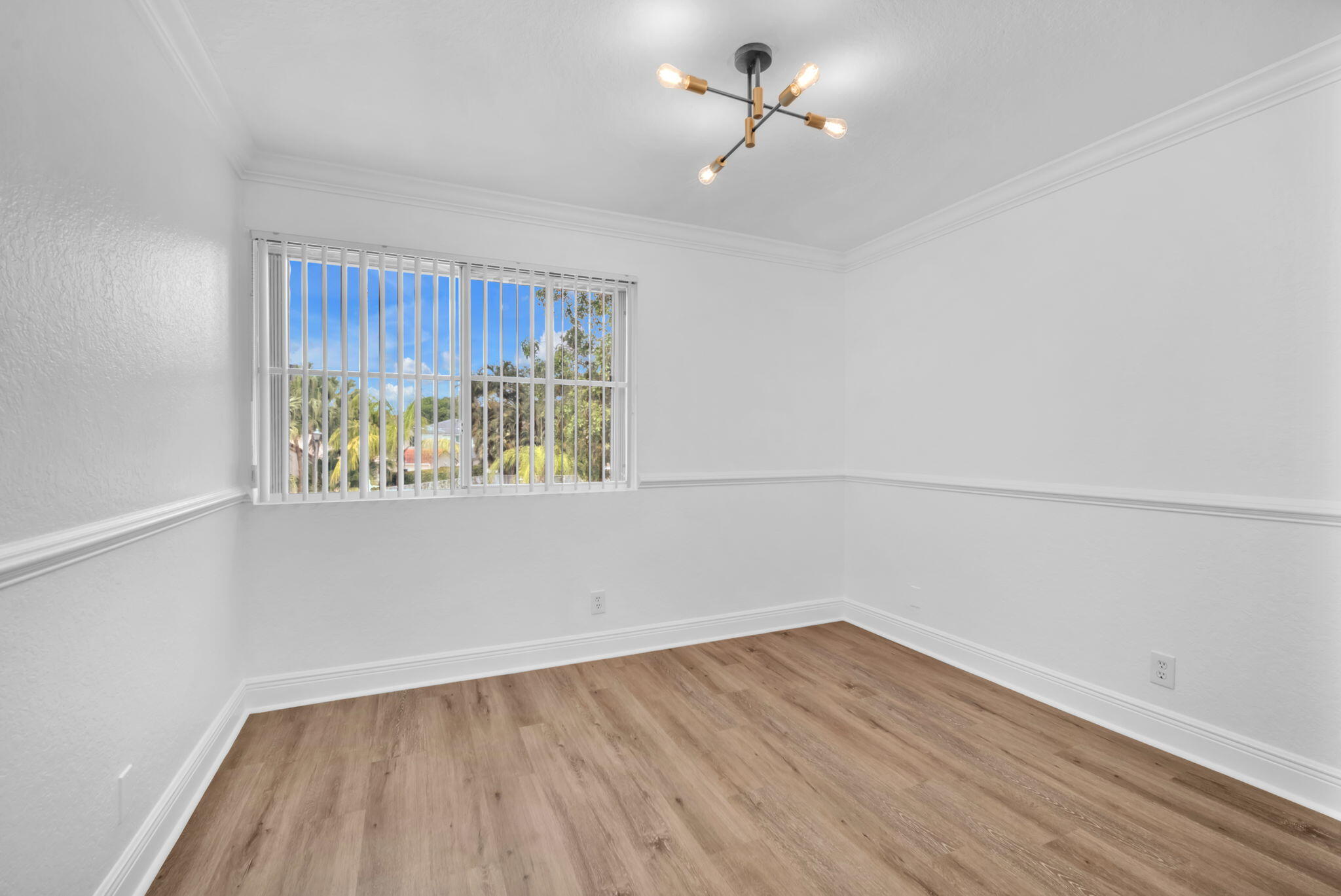 REGENCY LAKES AT COCONUT CREEK - Residential
