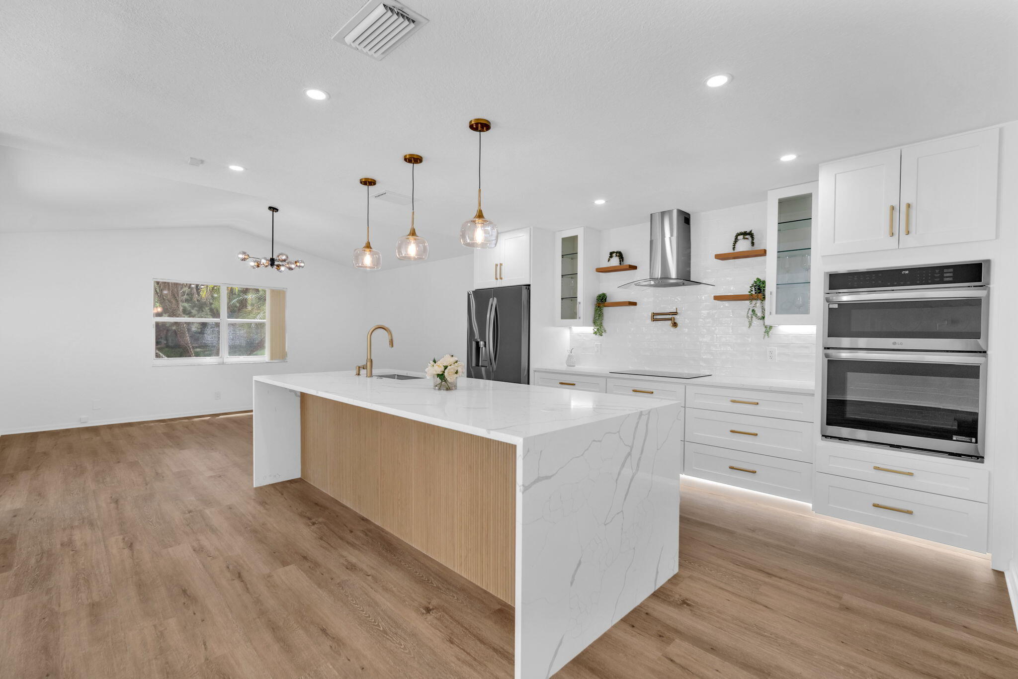 REGENCY LAKES AT COCONUT CREEK - Residential