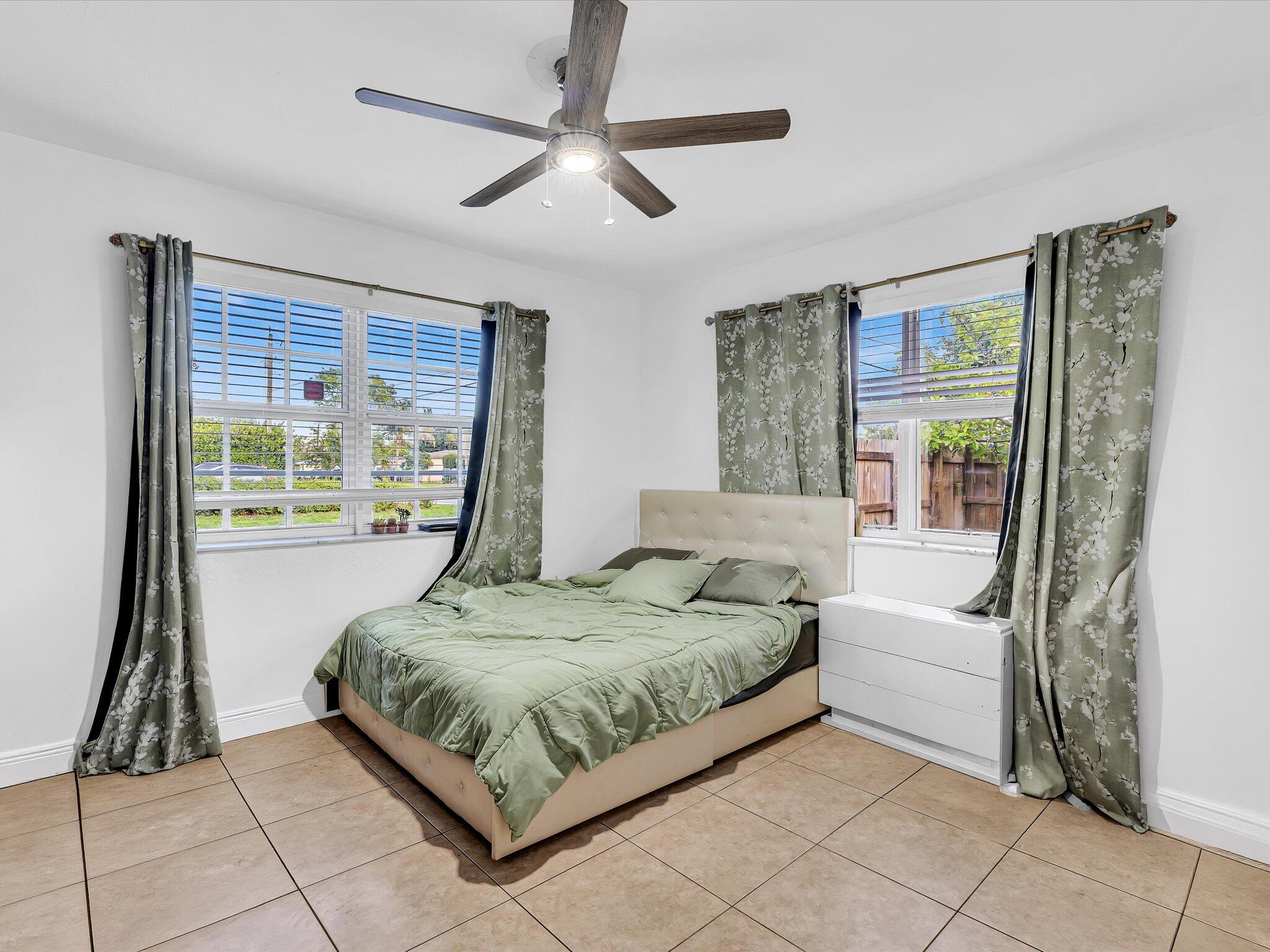 HOPPERS GARDEN - Residential Lease