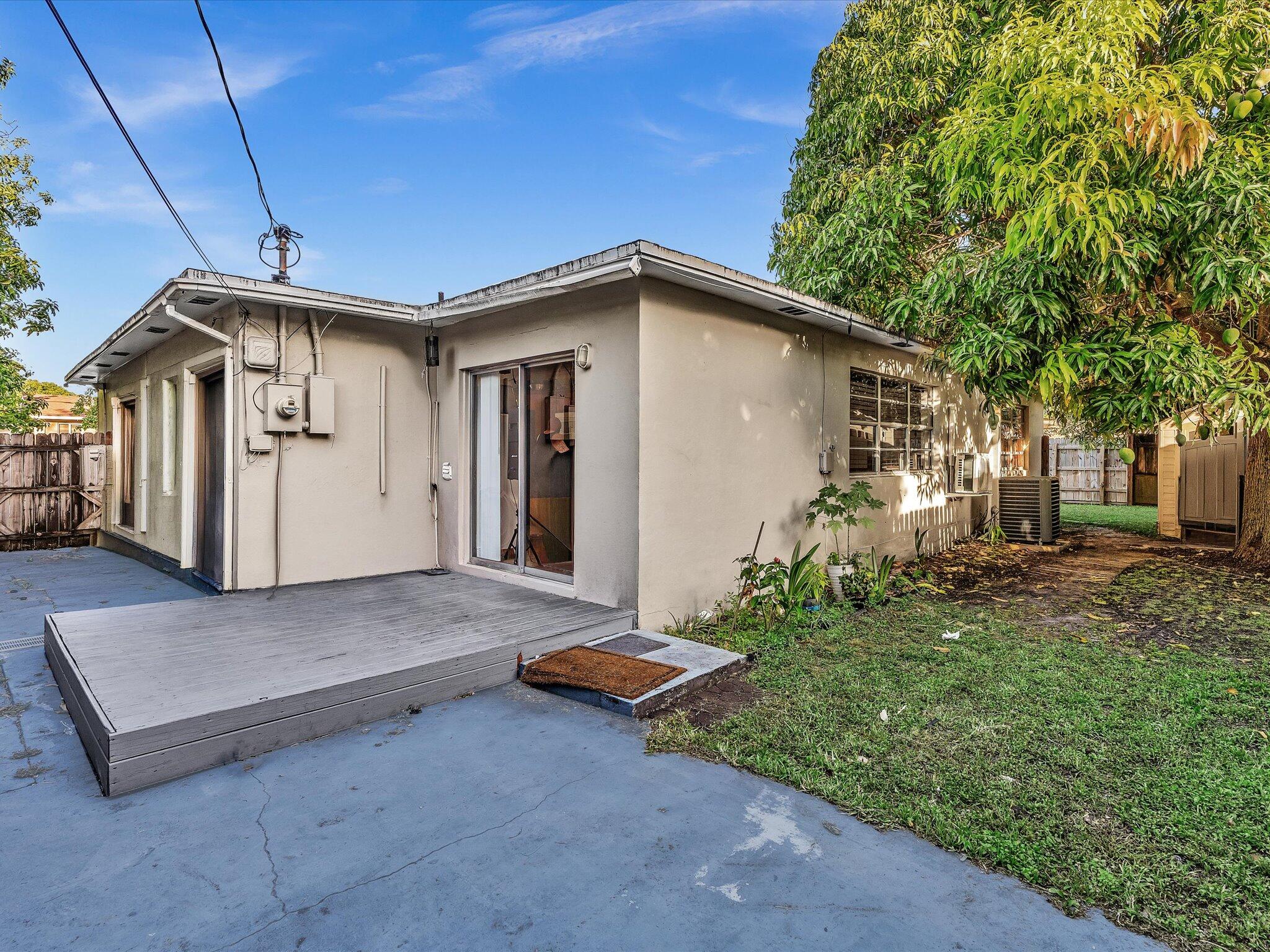 HOPPERS GARDEN - Residential Lease
