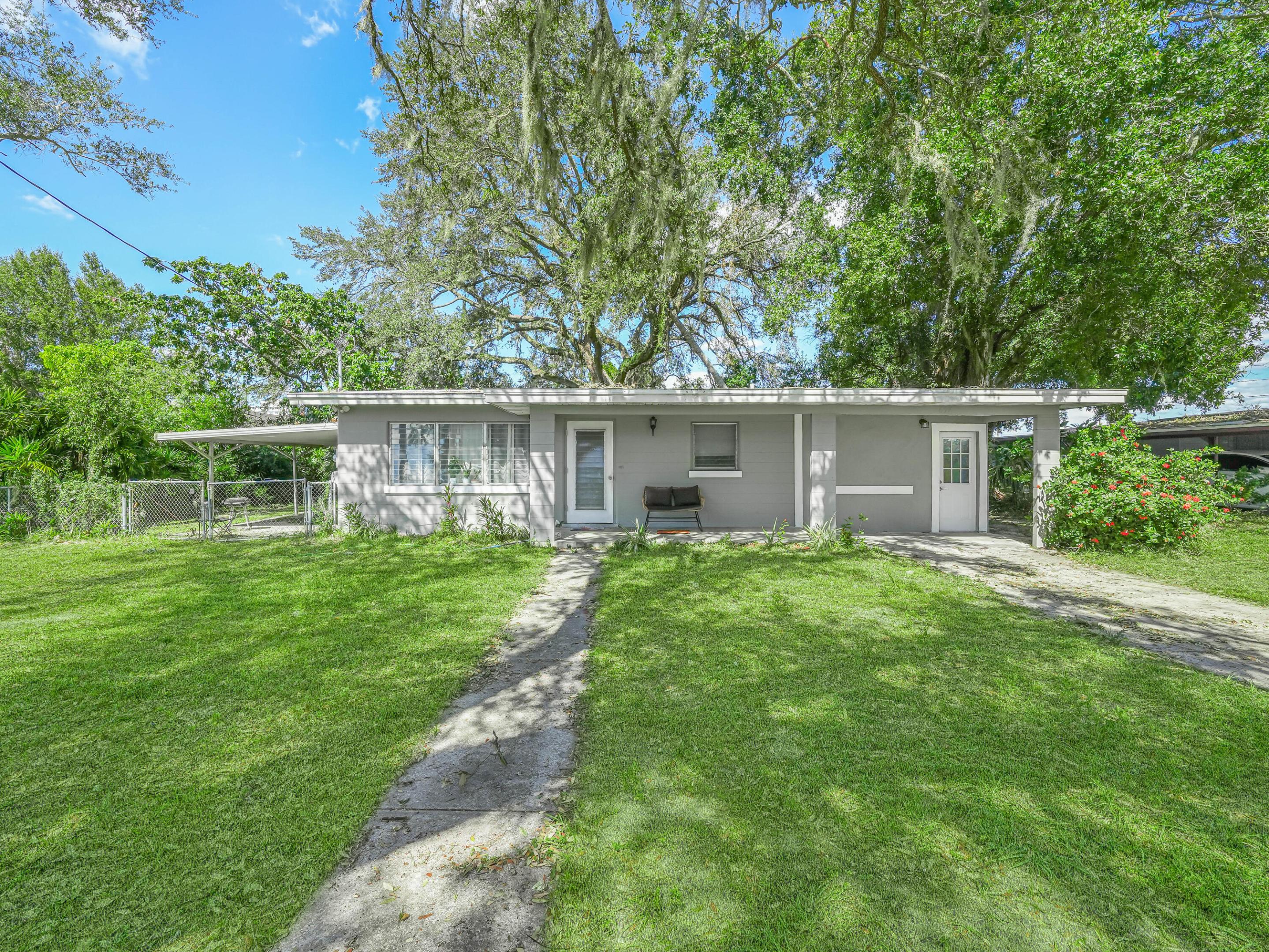 HOFFMANS SUBDIVISION AND LAKE VIEW ADDITION REPLAT - Residential