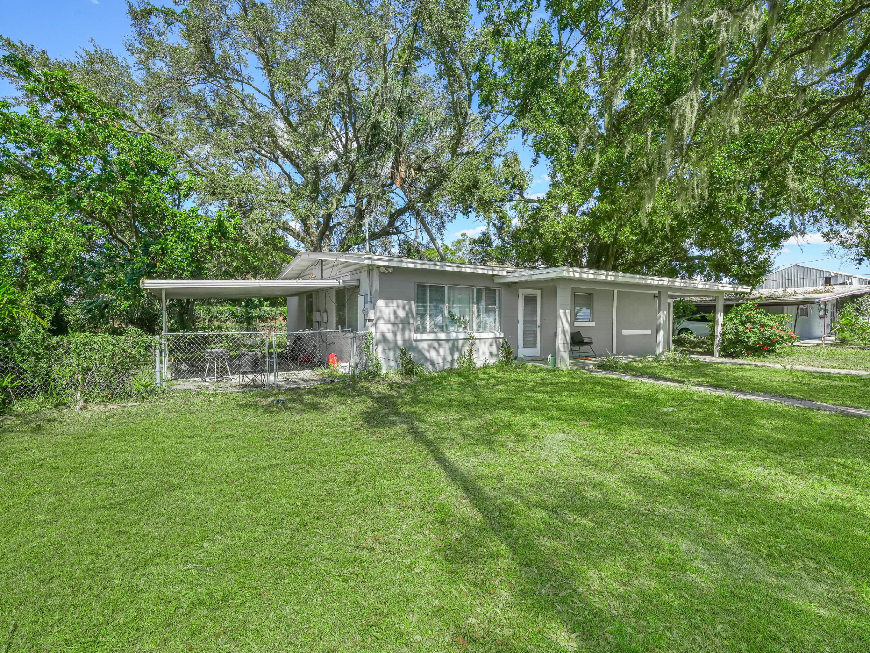 HOFFMANS SUBDIVISION AND LAKE VIEW ADDITION REPLAT - Residential