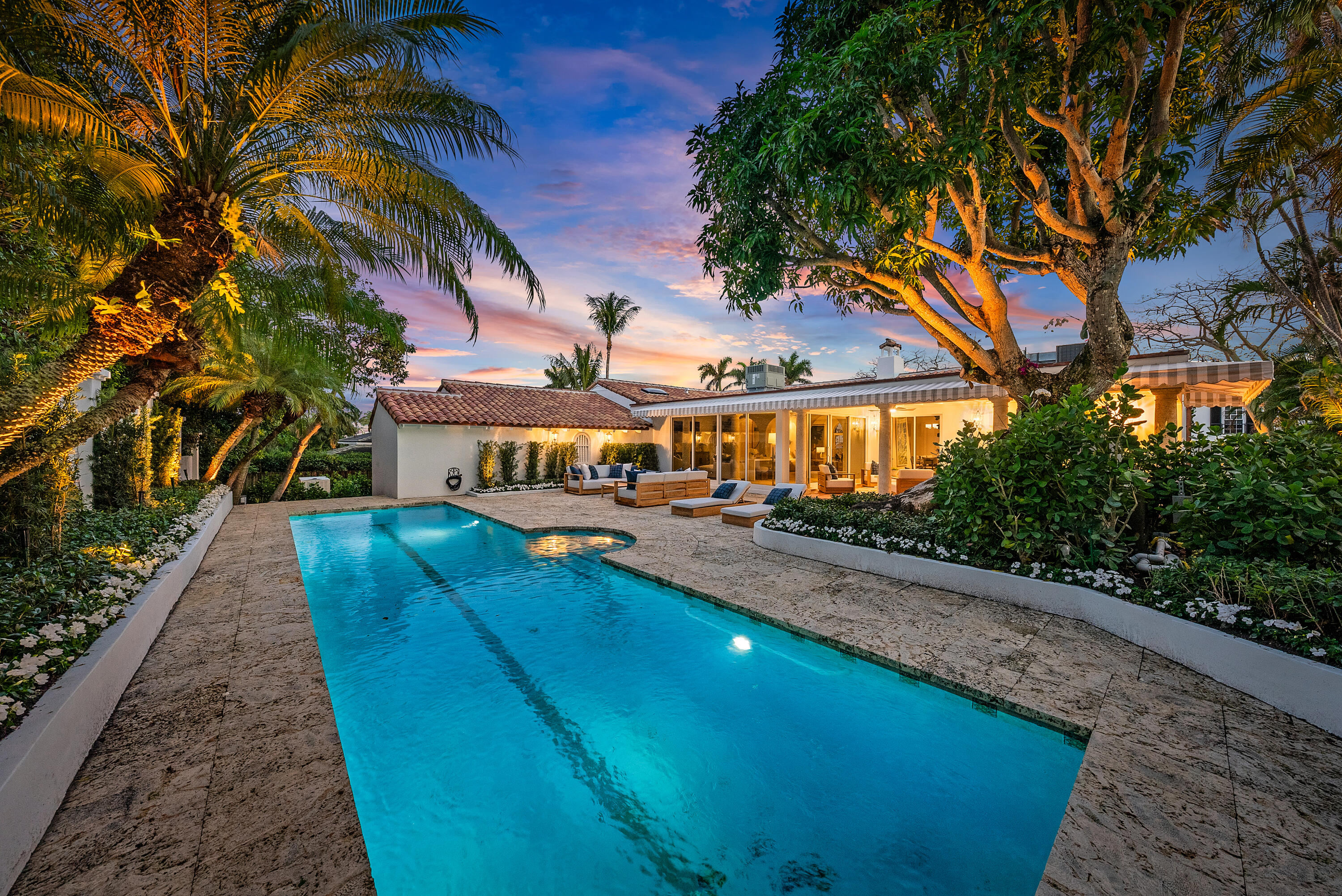 JAMAICA LANE IN - Residential