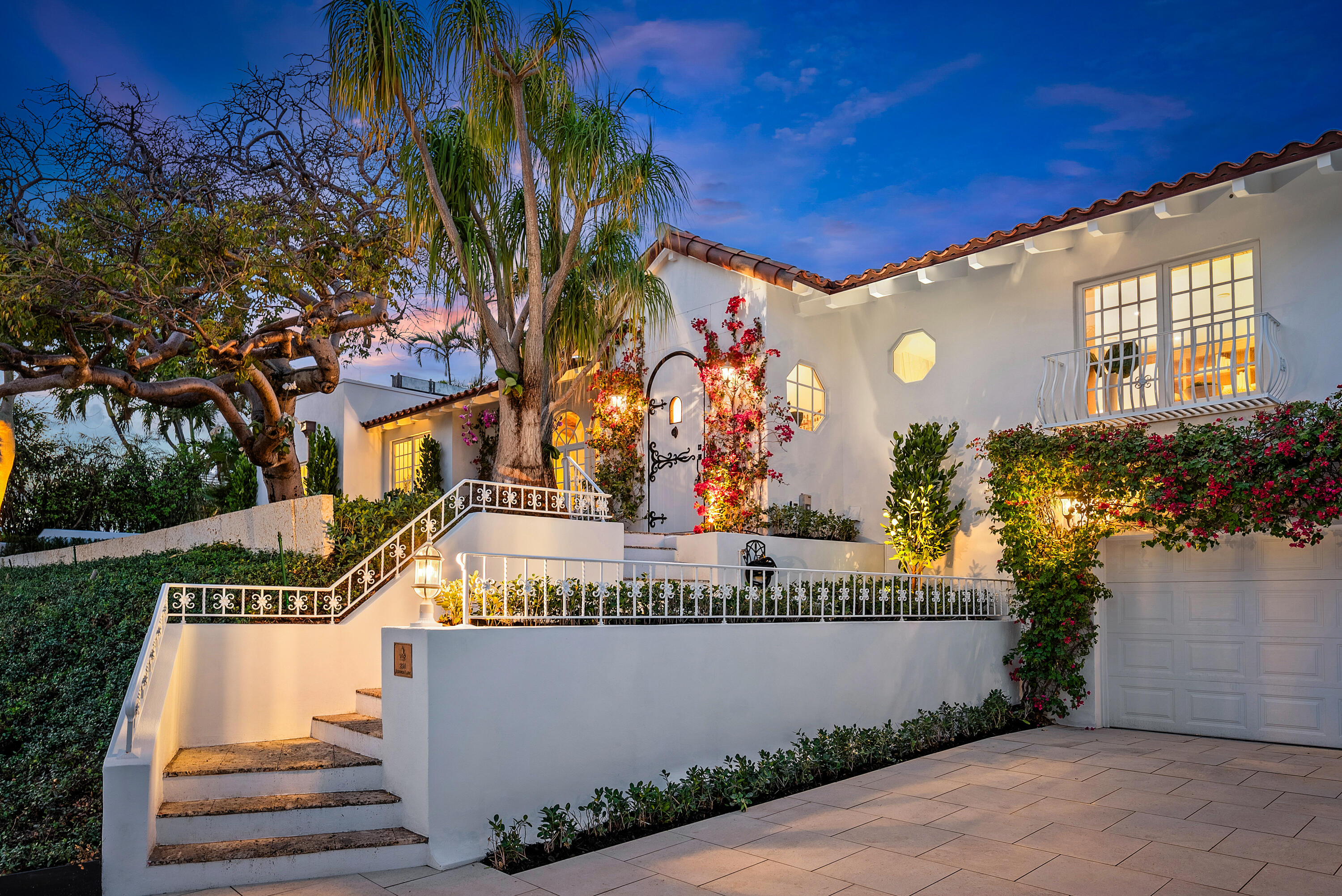 JAMAICA LANE IN - Residential