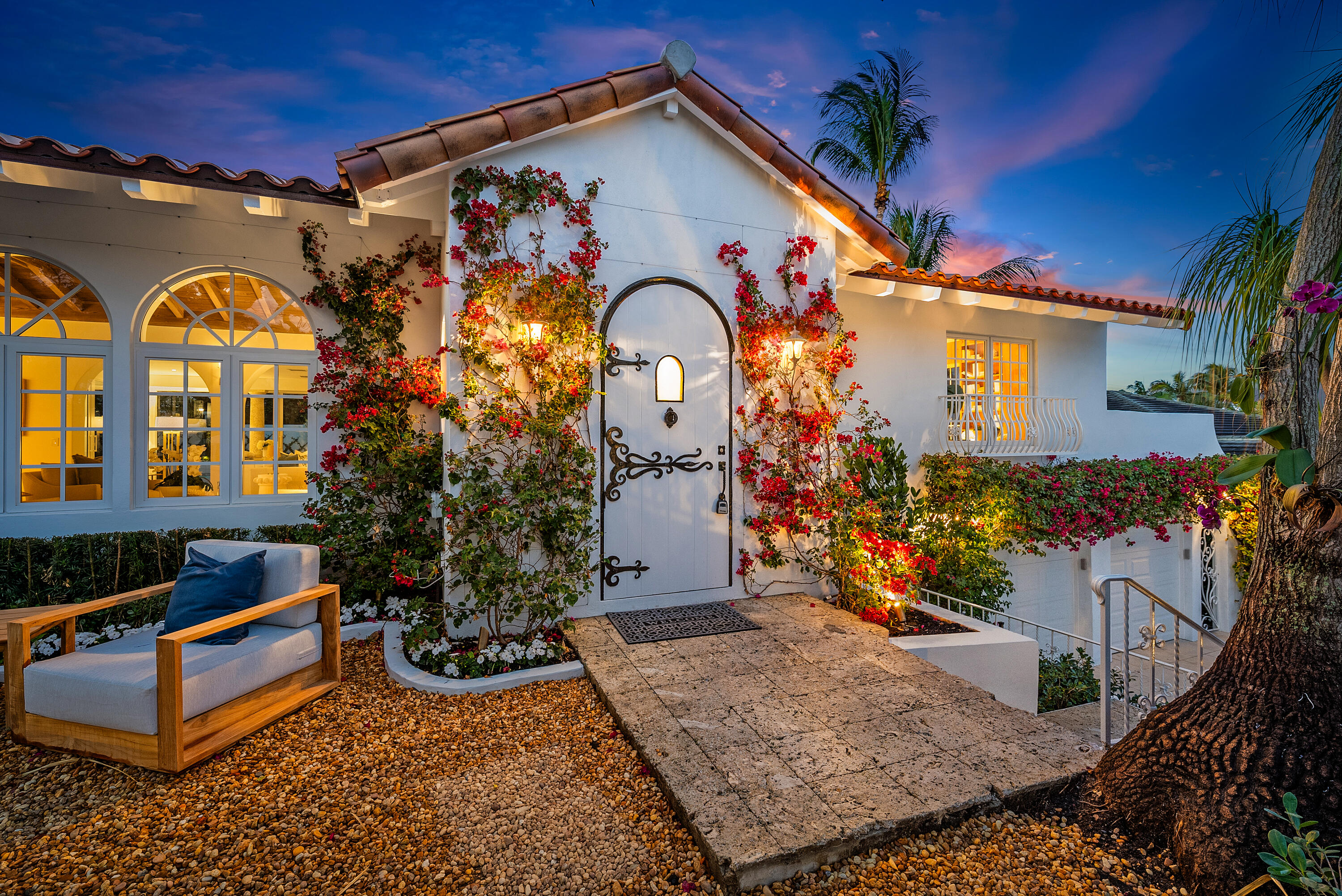 JAMAICA LANE IN - Residential