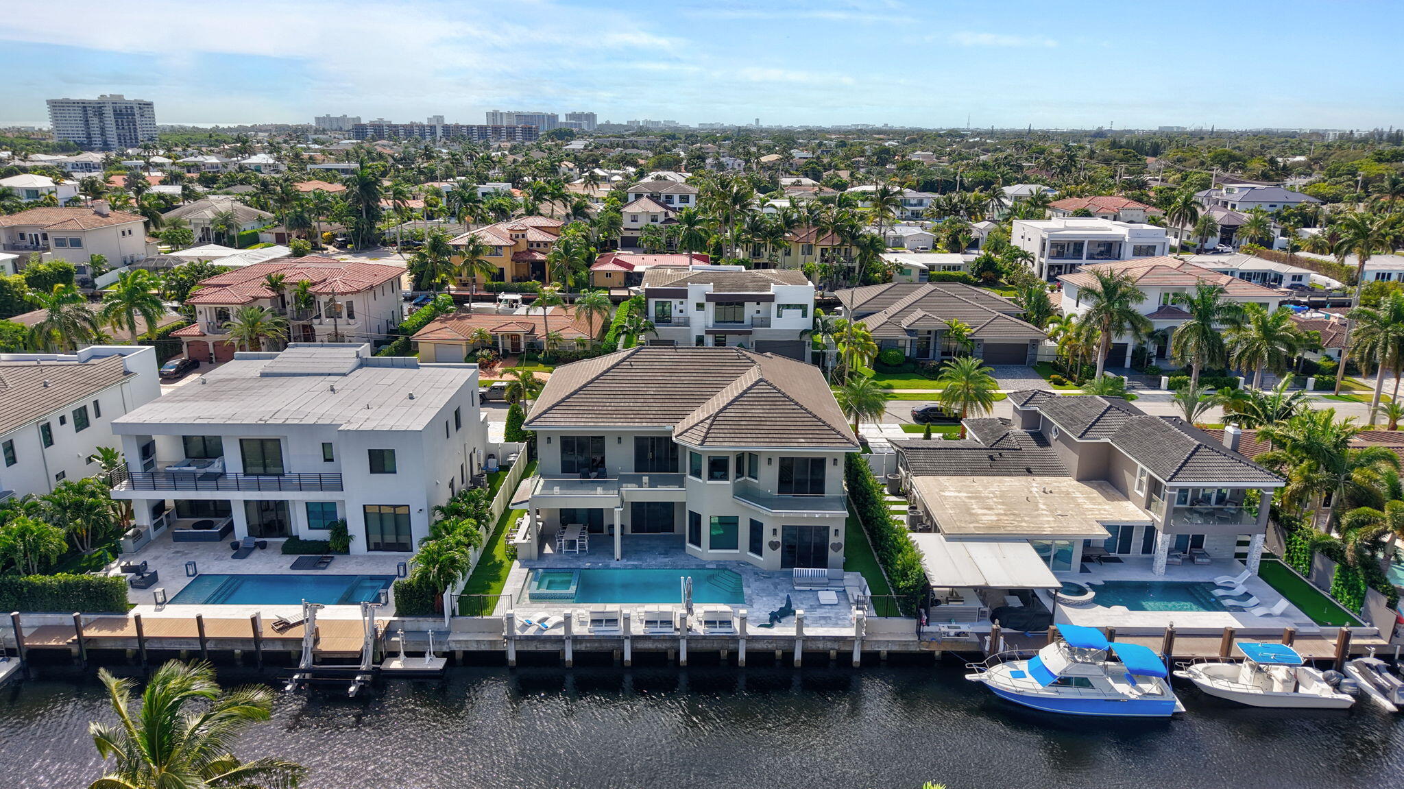 BOCA HARBOUR 4TH SEC - Residential