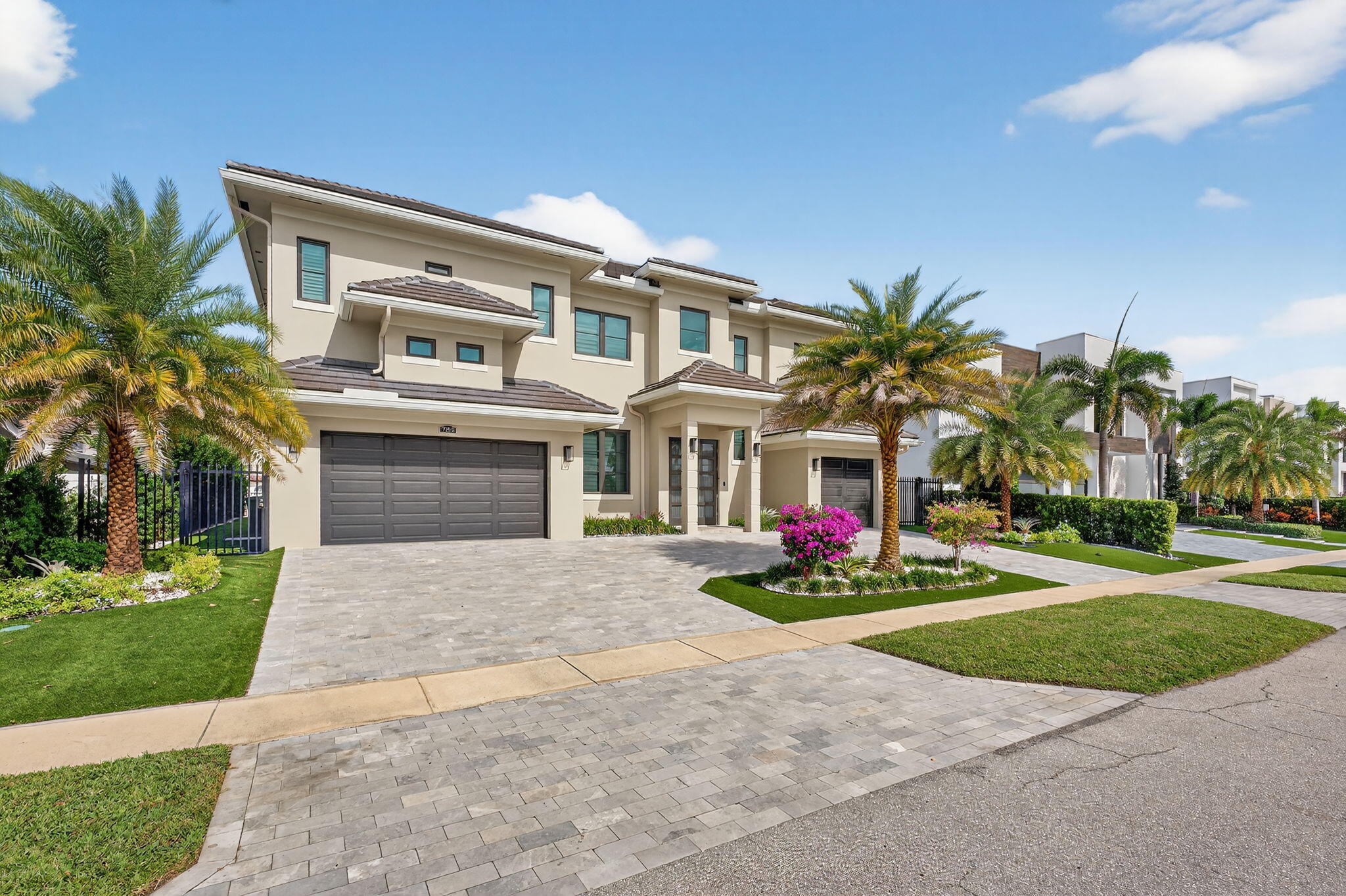 BOCA HARBOUR 4TH SEC - Residential