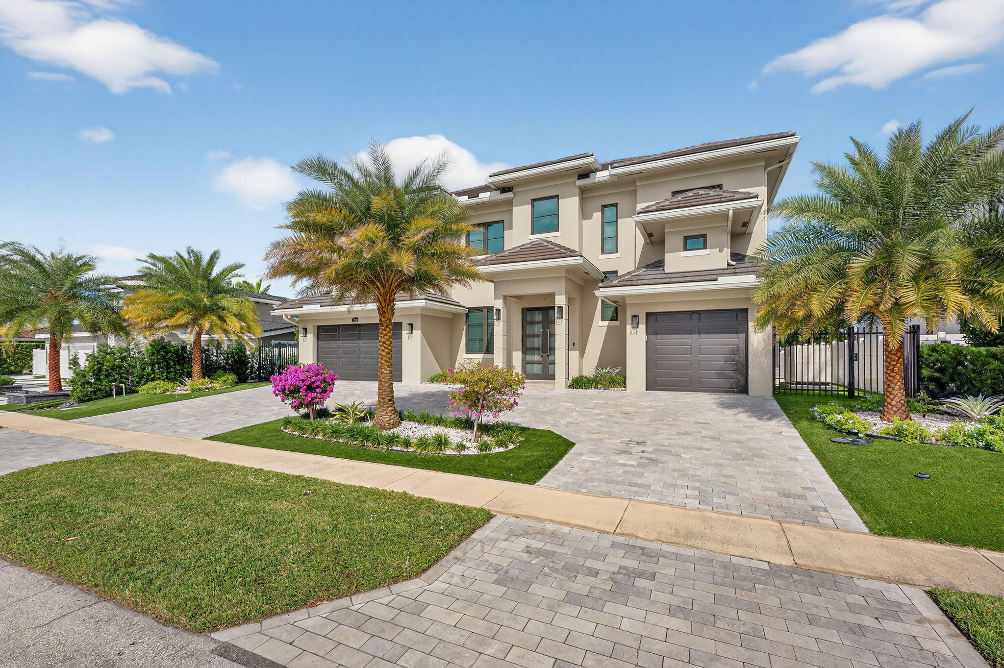 BOCA HARBOUR 4TH SEC - Residential