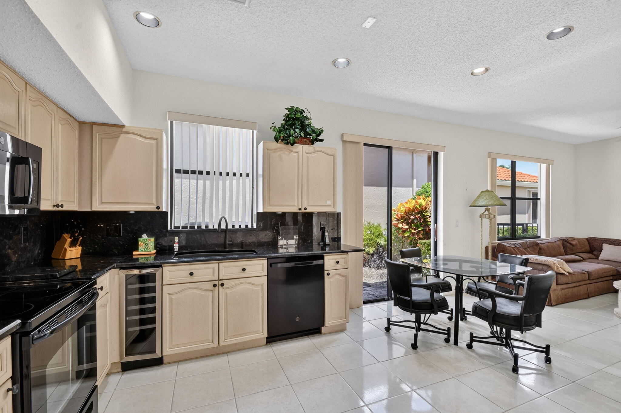 WYCLIFFE PAR B - Residential