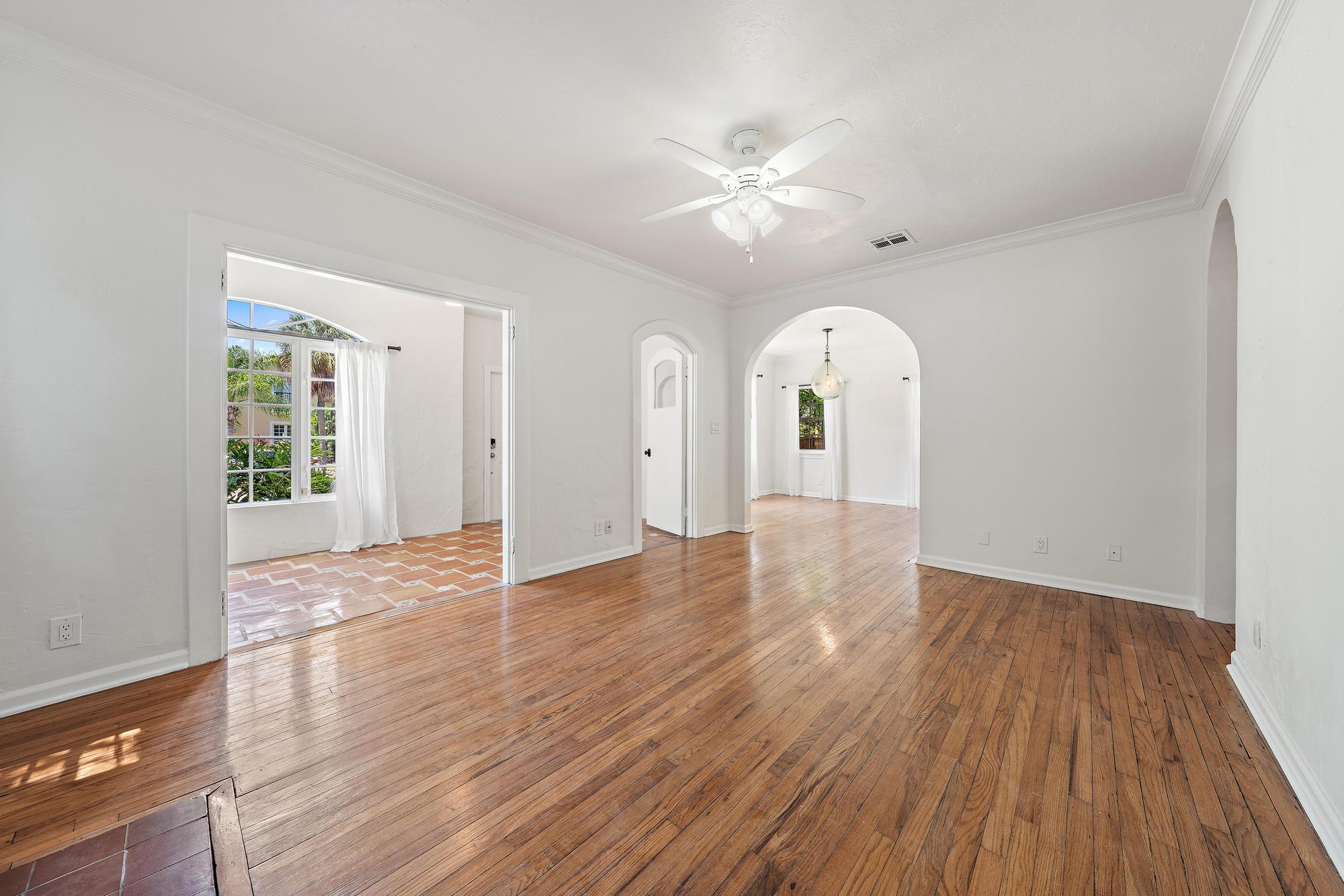 KELSEY CITY - Residential
