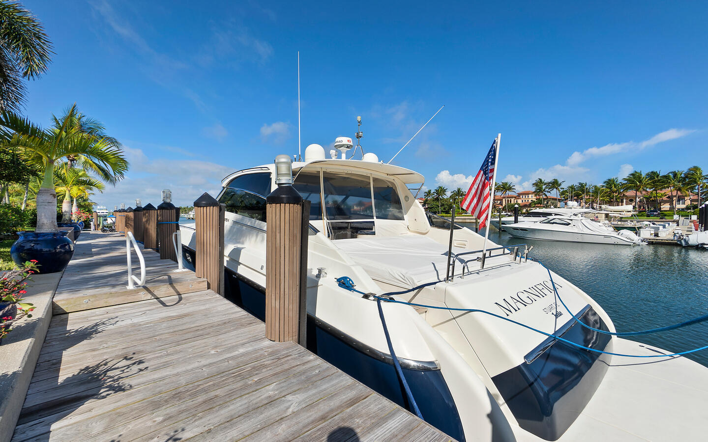 SAILFISH POINT - Residential