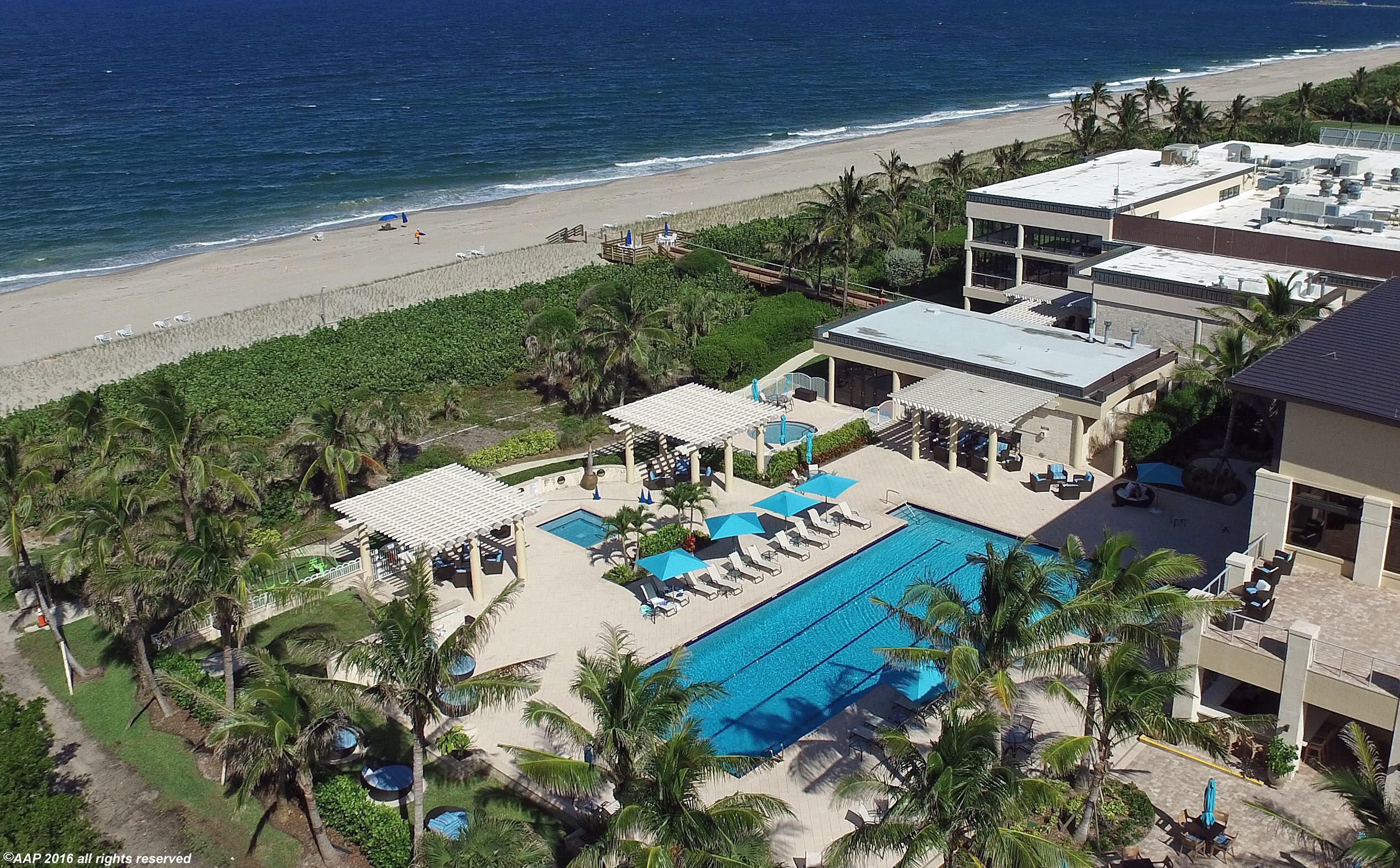 SAILFISH POINT - Residential