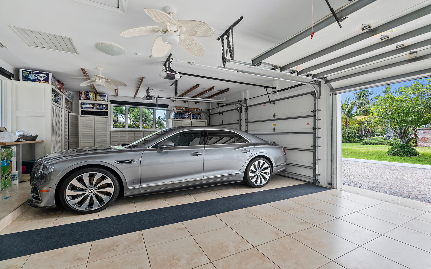 SAILFISH POINT - Residential