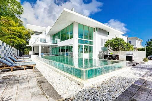 GOLDEN BEACH SEC B - Residential