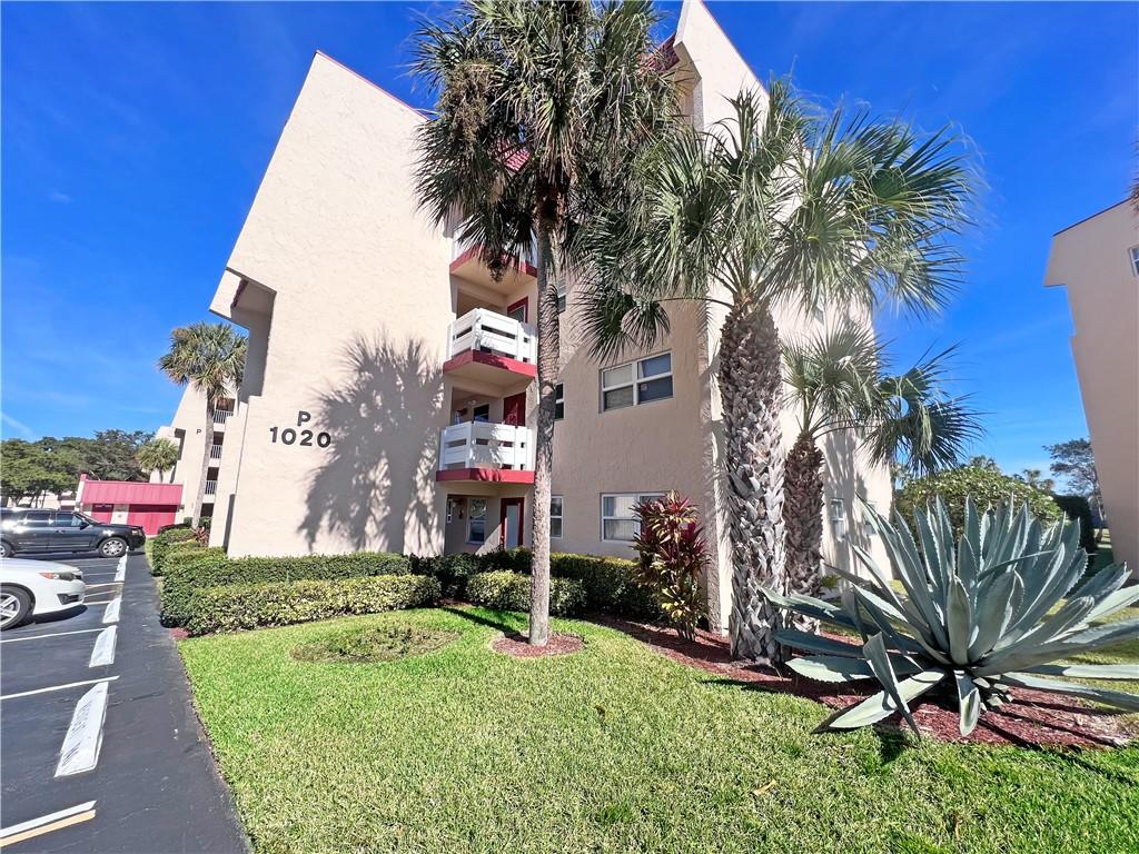 Oriole Golf & Tennis Club - Residential