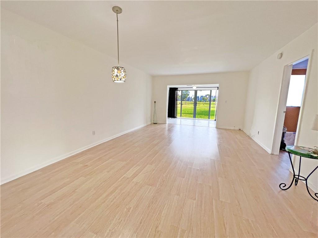 Oriole Golf & Tennis Club - Residential