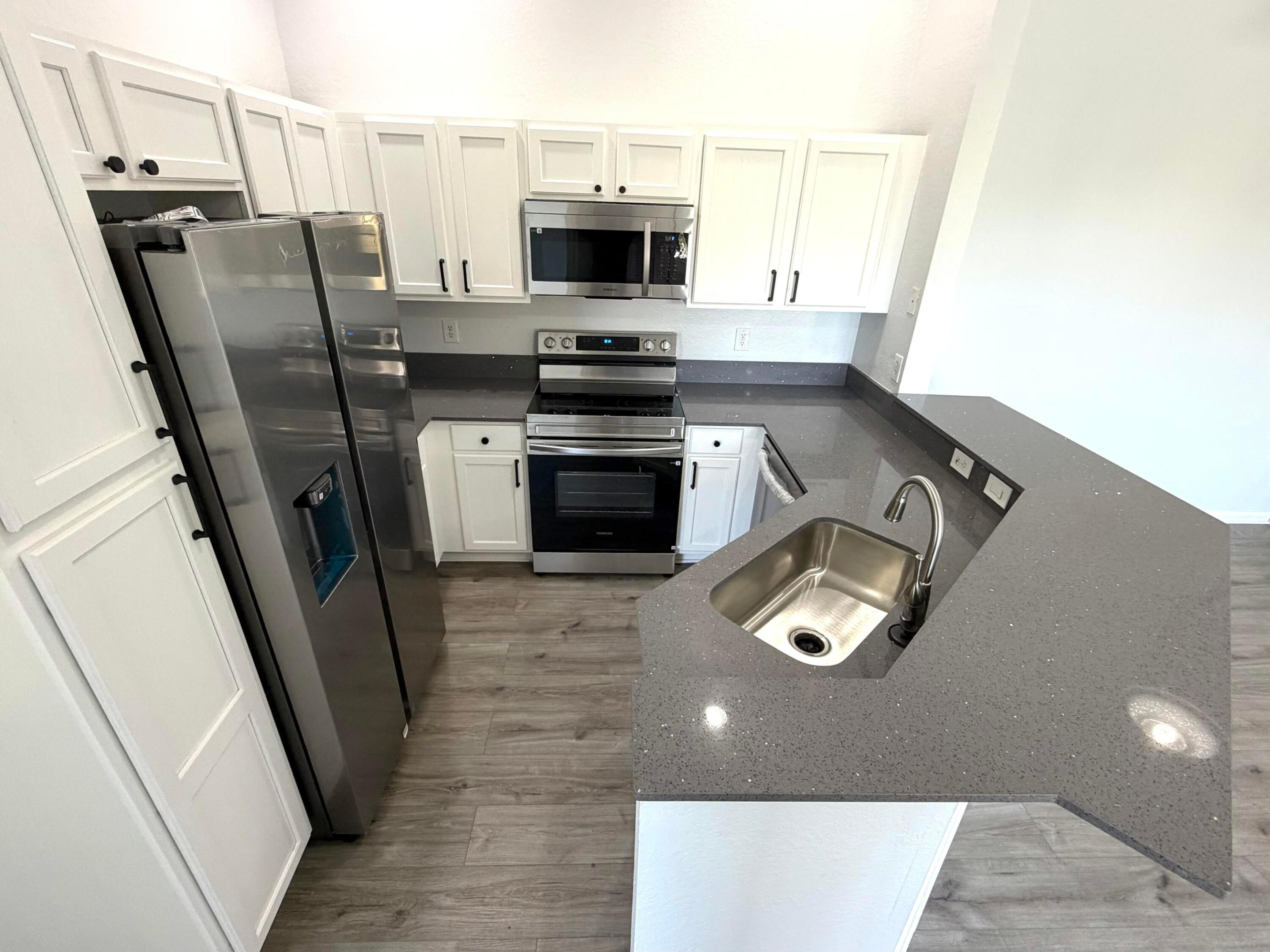 SIERRA BAY - Residential