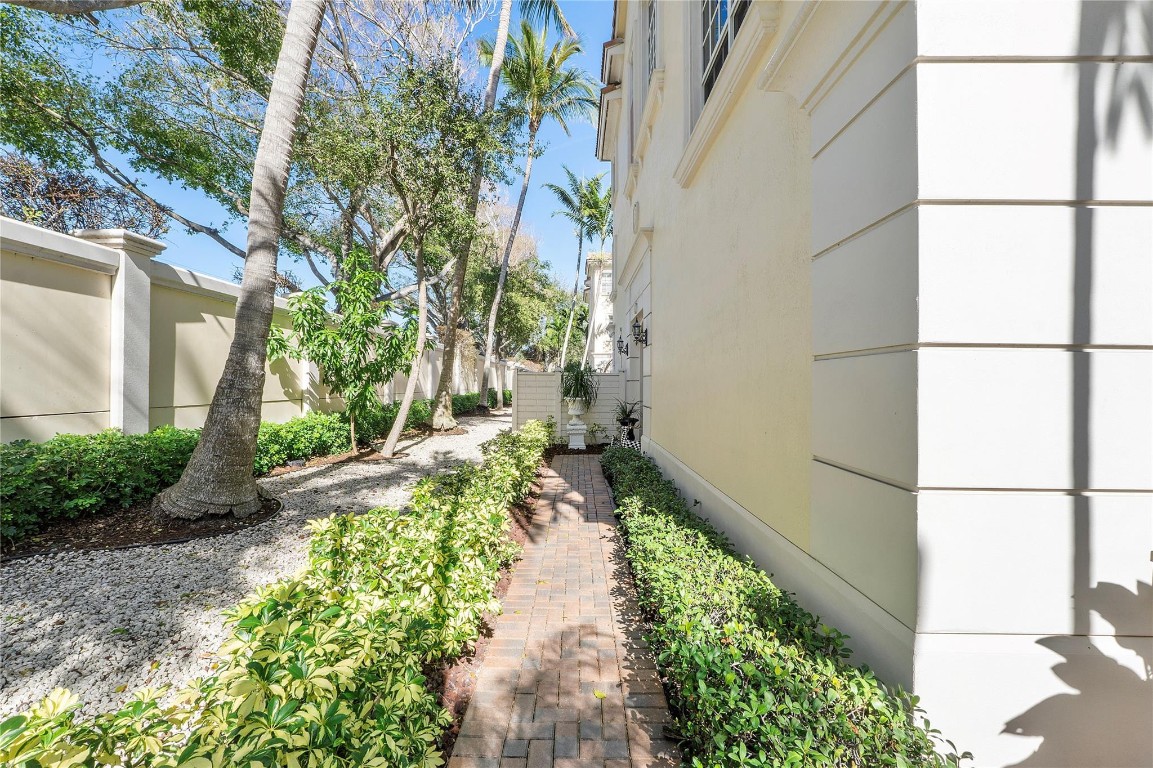 TRIESTE AT BOCA - Residential