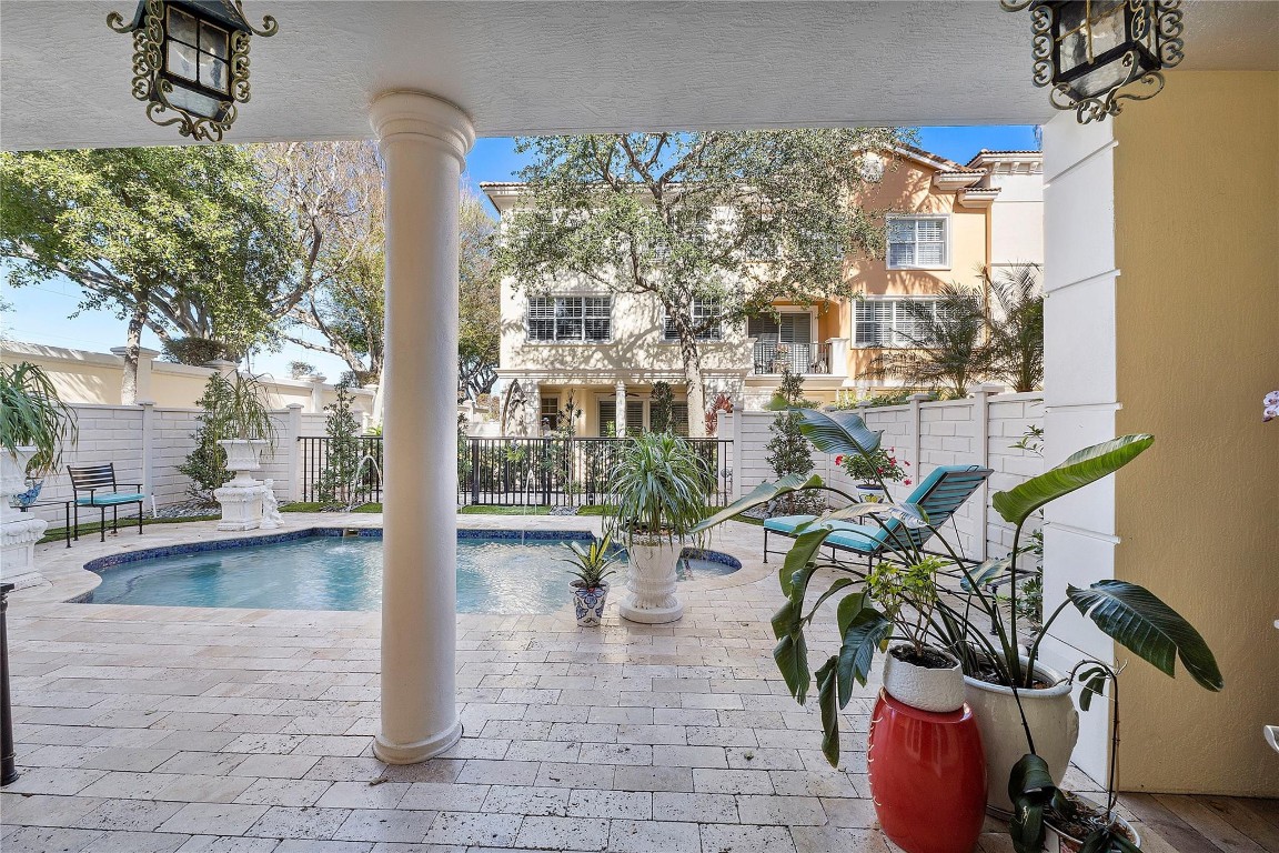 TRIESTE AT BOCA - Residential