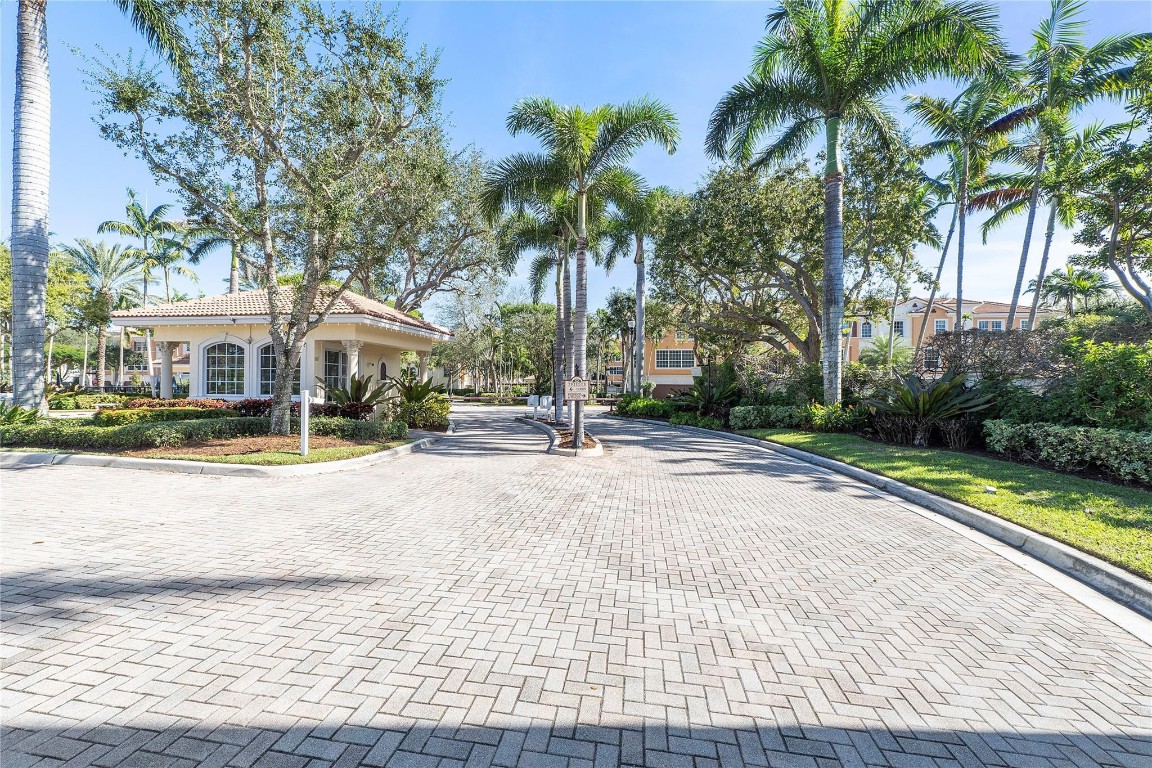 TRIESTE AT BOCA - Residential