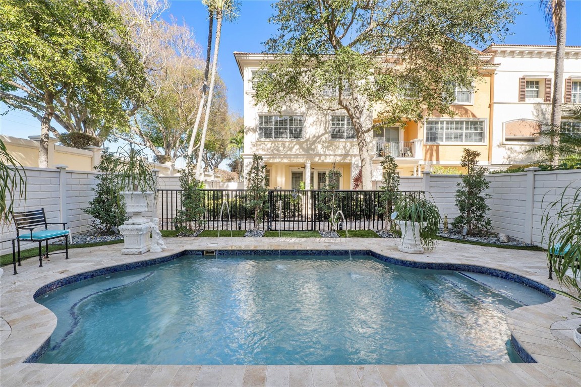 TRIESTE AT BOCA - Residential