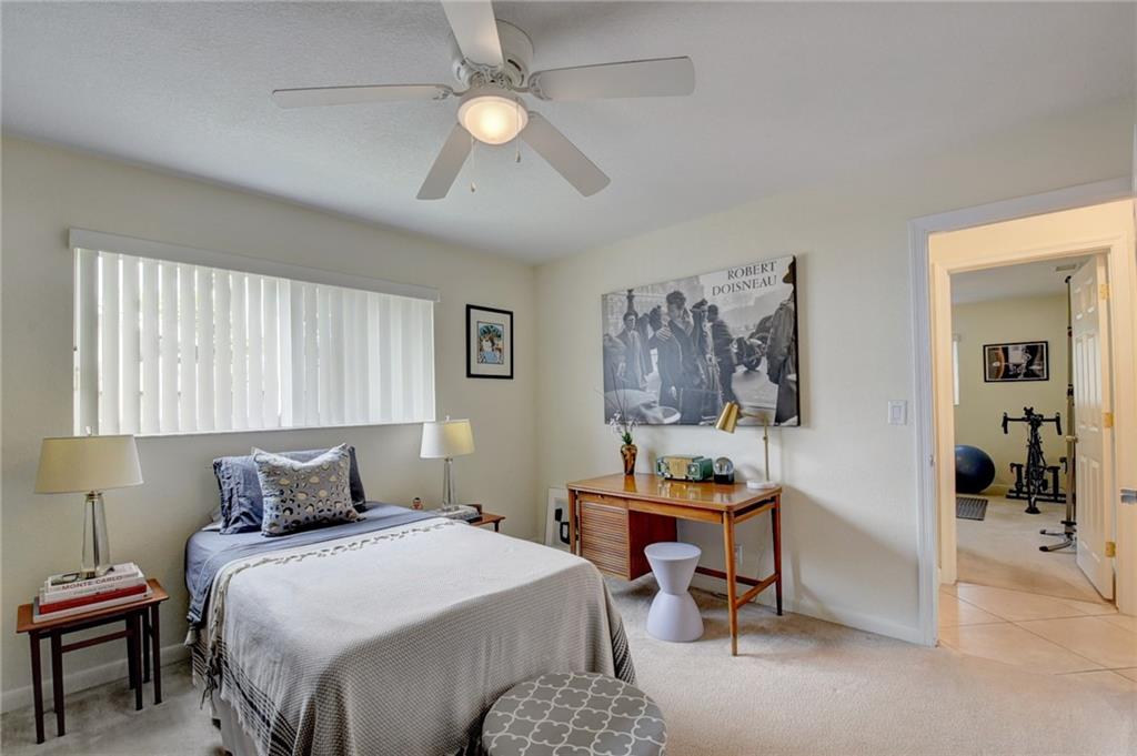 CRYSTAL HEIGHTS - Residential