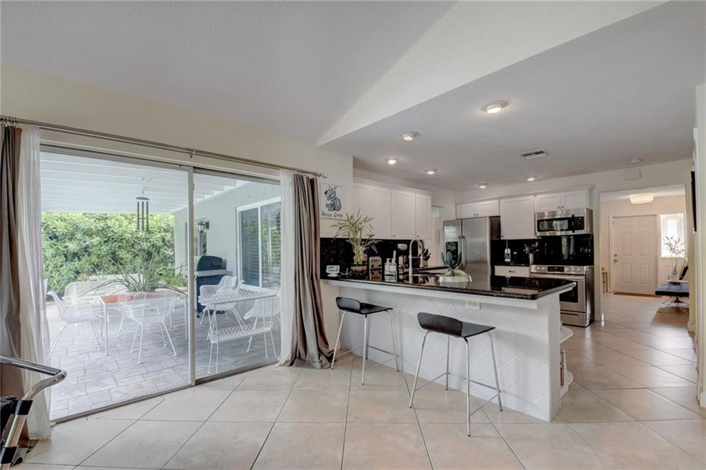CRYSTAL HEIGHTS - Residential
