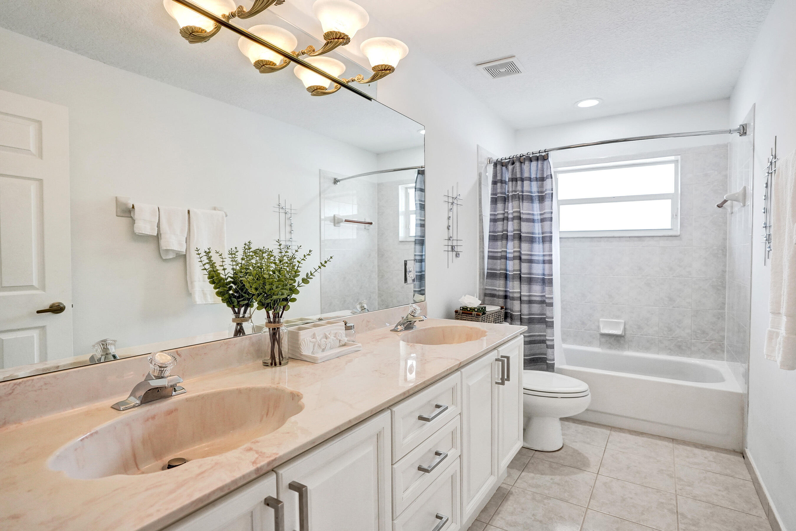 WESTPORT 2ND SECTION - Residential