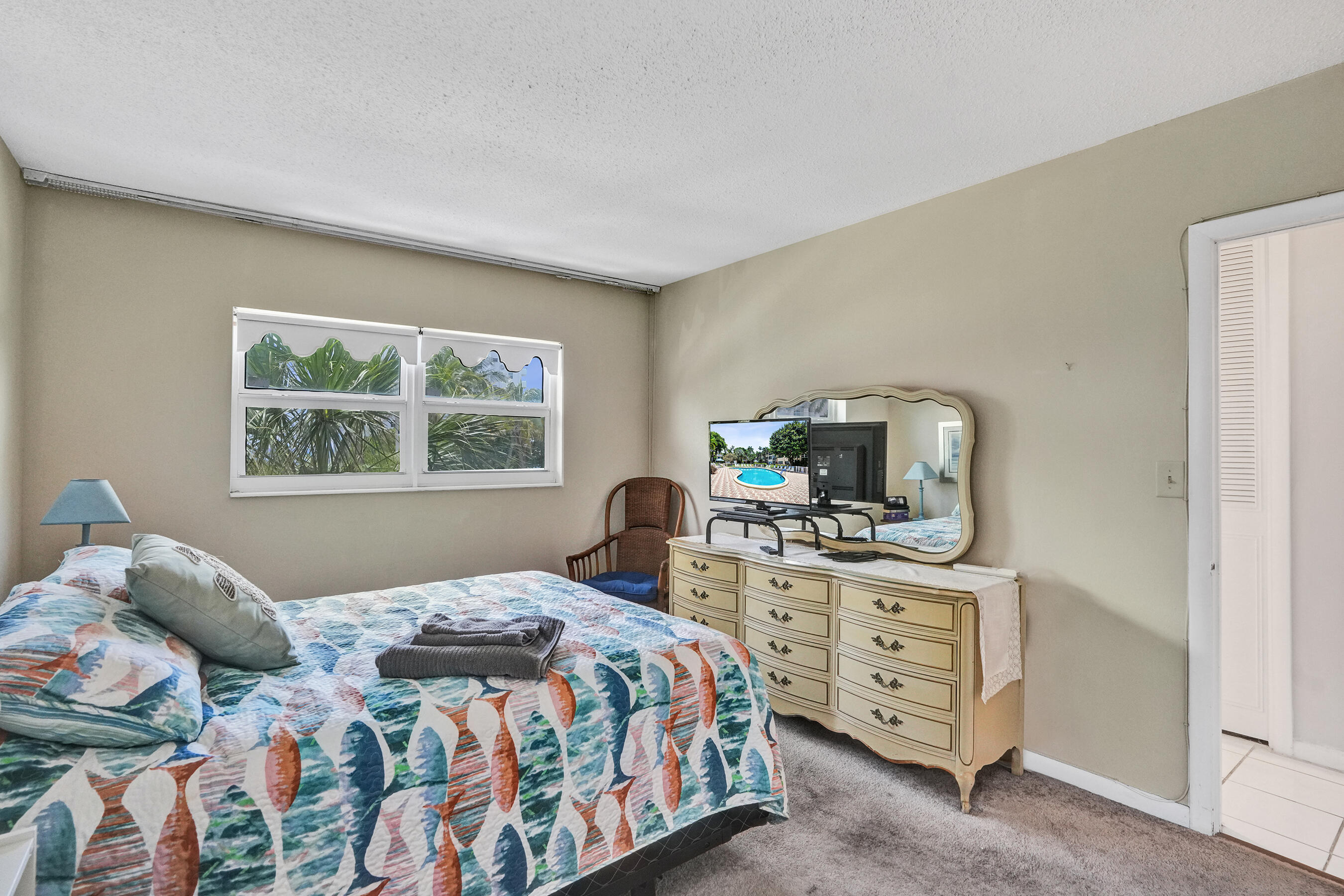 LEISURE GARDENS CONDO - Residential Lease