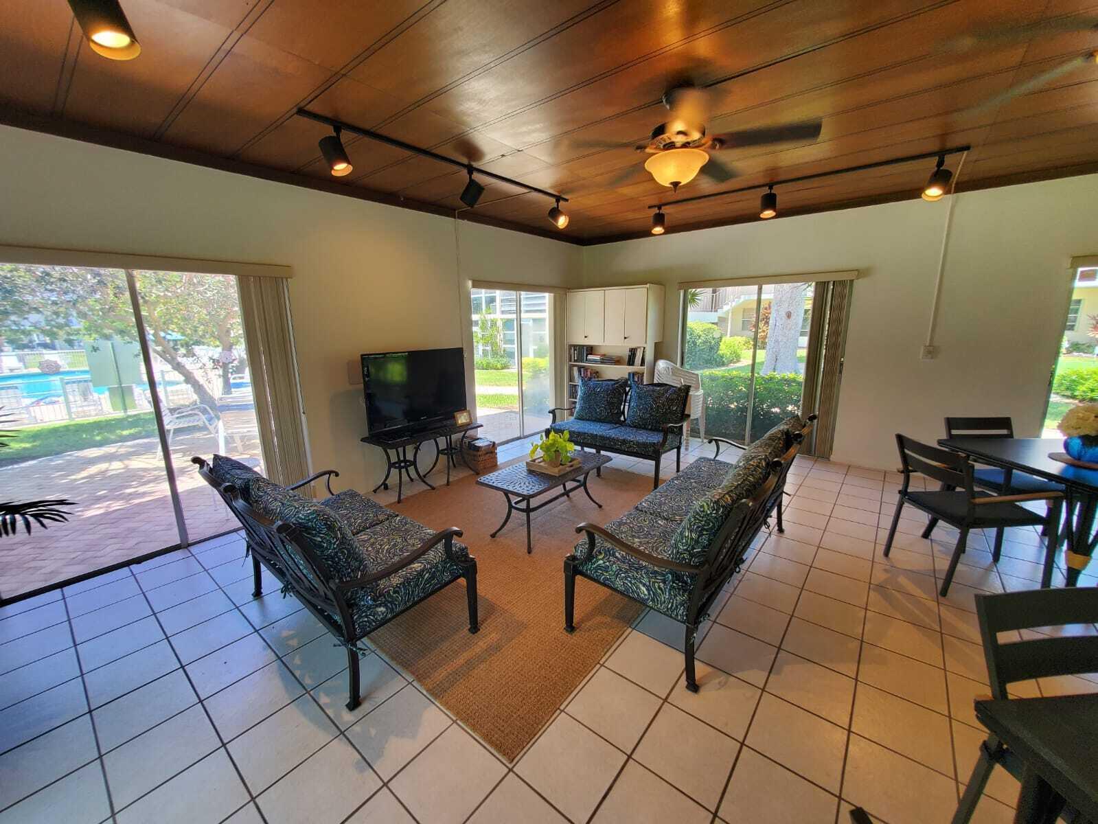 LEISURE GARDENS CONDO - Residential Lease