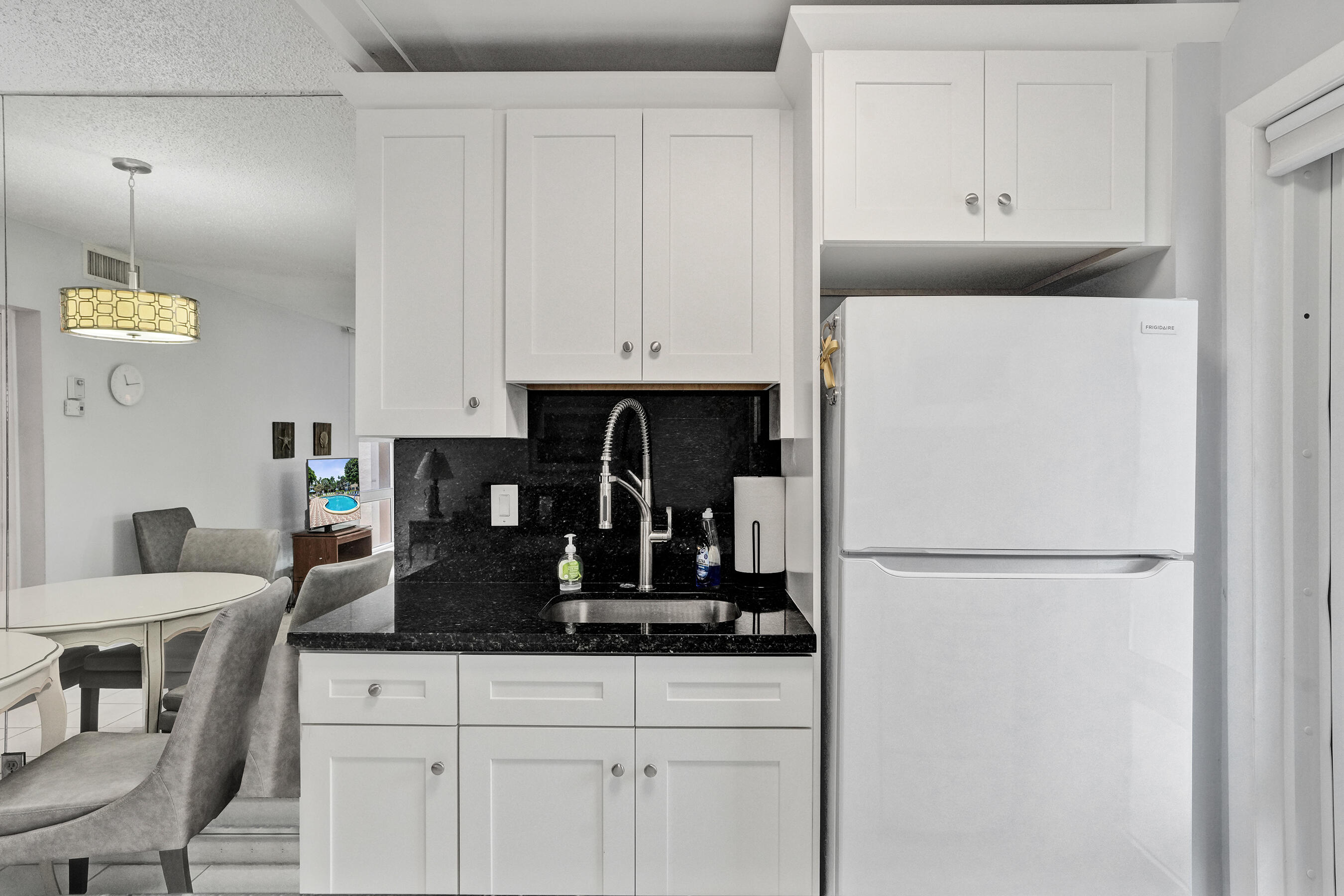 LEISURE GARDENS CONDO - Residential Lease