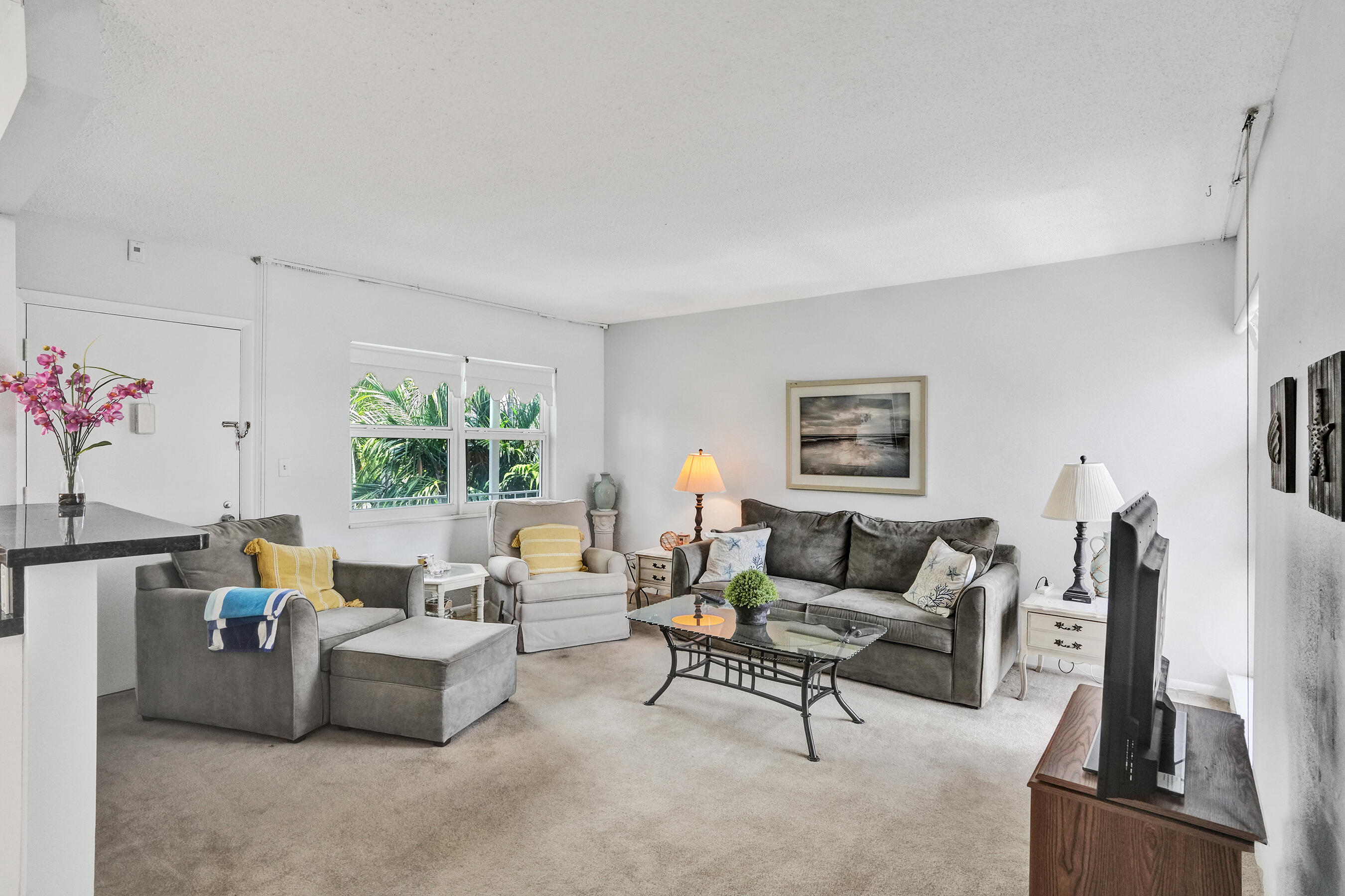 LEISURE GARDENS CONDO - Residential Lease