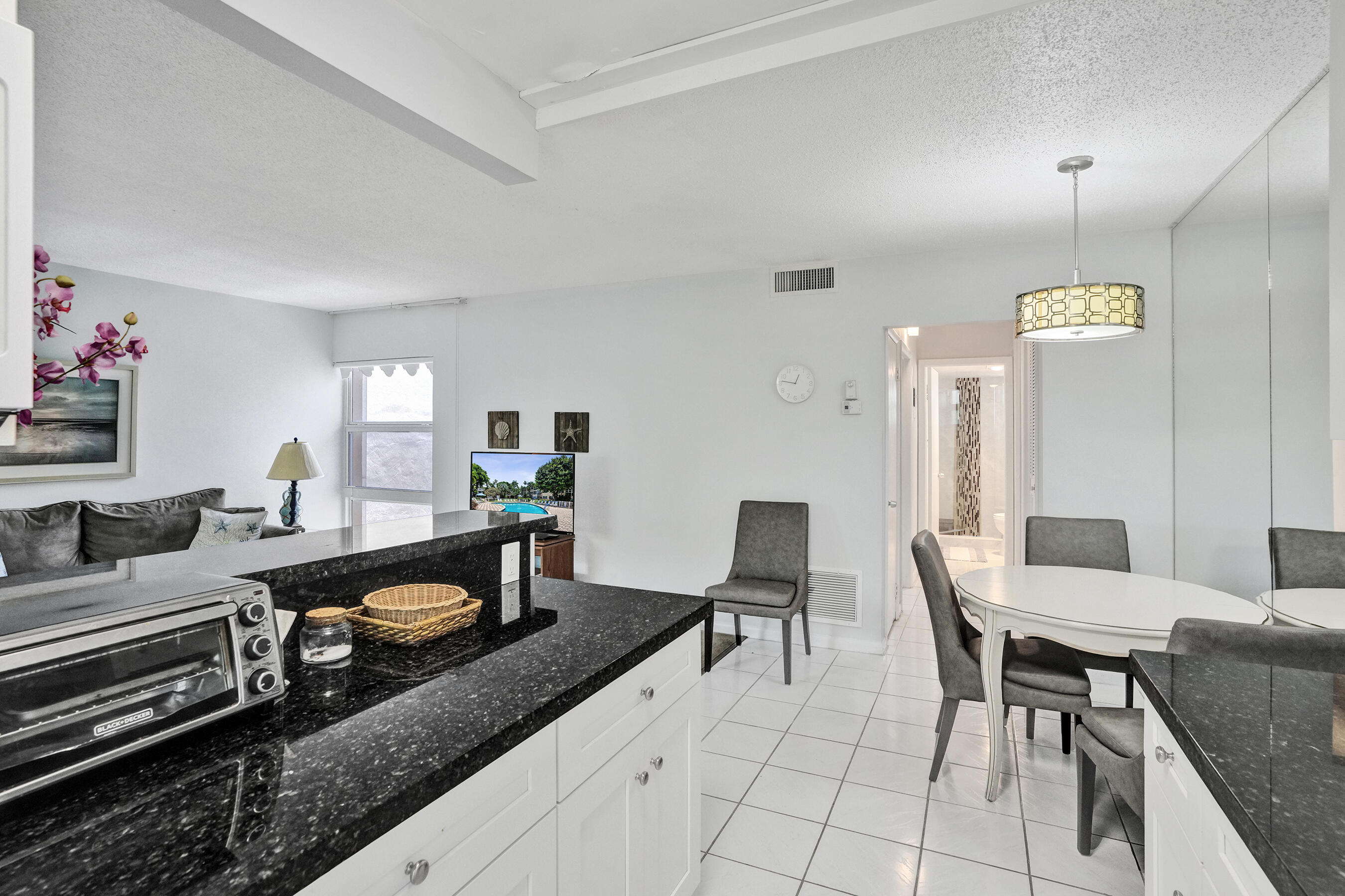 LEISURE GARDENS CONDO - Residential Lease