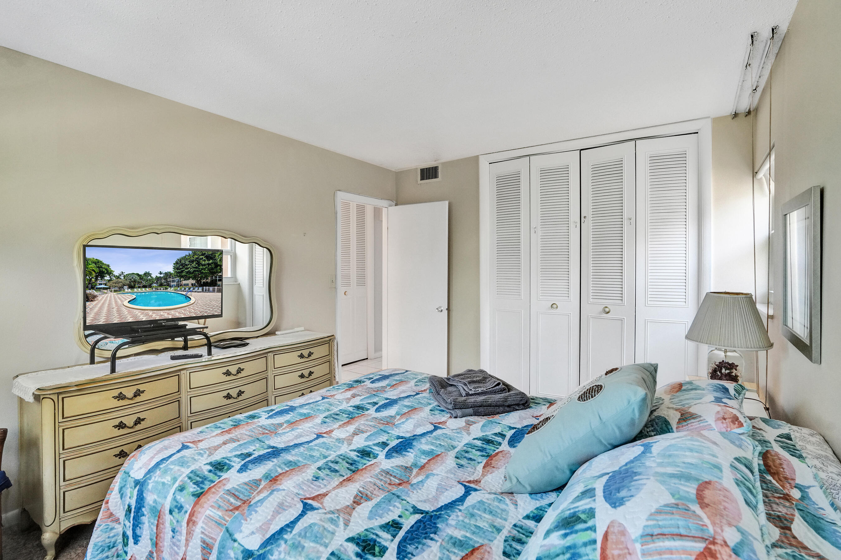 LEISURE GARDENS CONDO - Residential Lease
