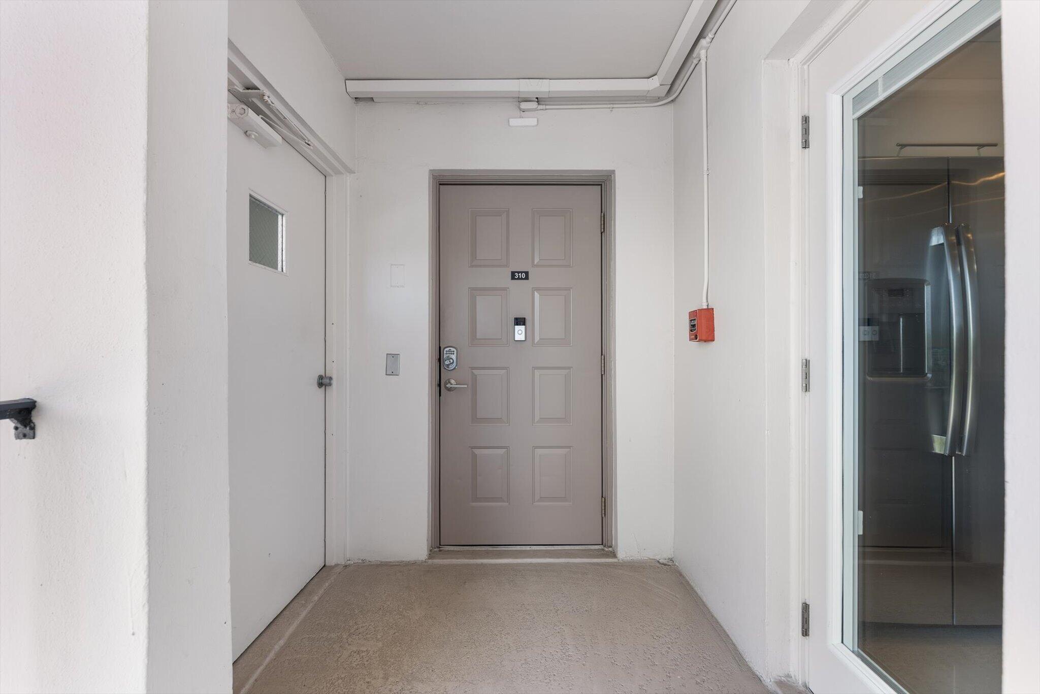 NO 11 PALM-AIRE COUNTRY CLUB - Residential Lease