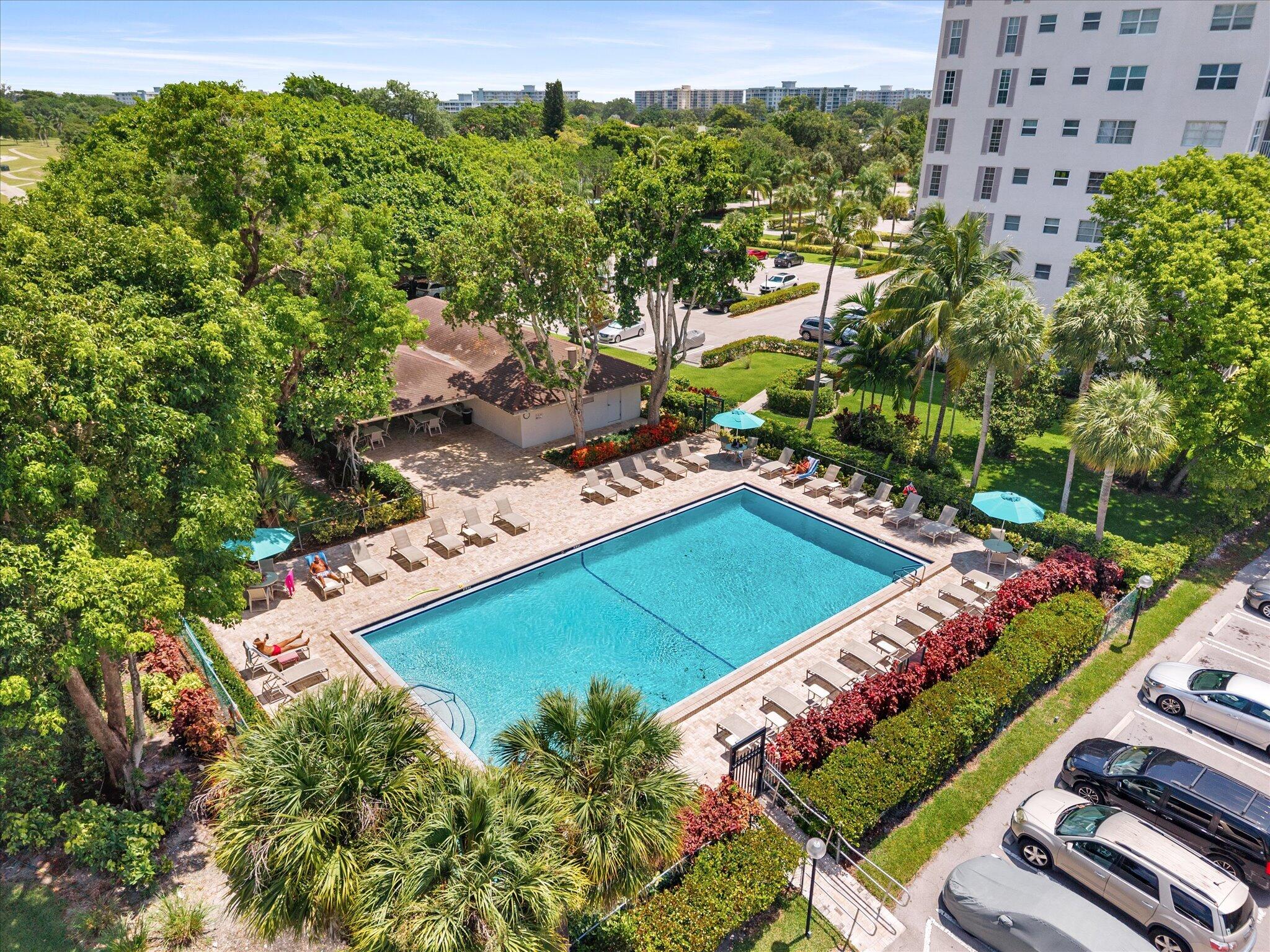 NO 11 PALM-AIRE COUNTRY CLUB - Residential Lease
