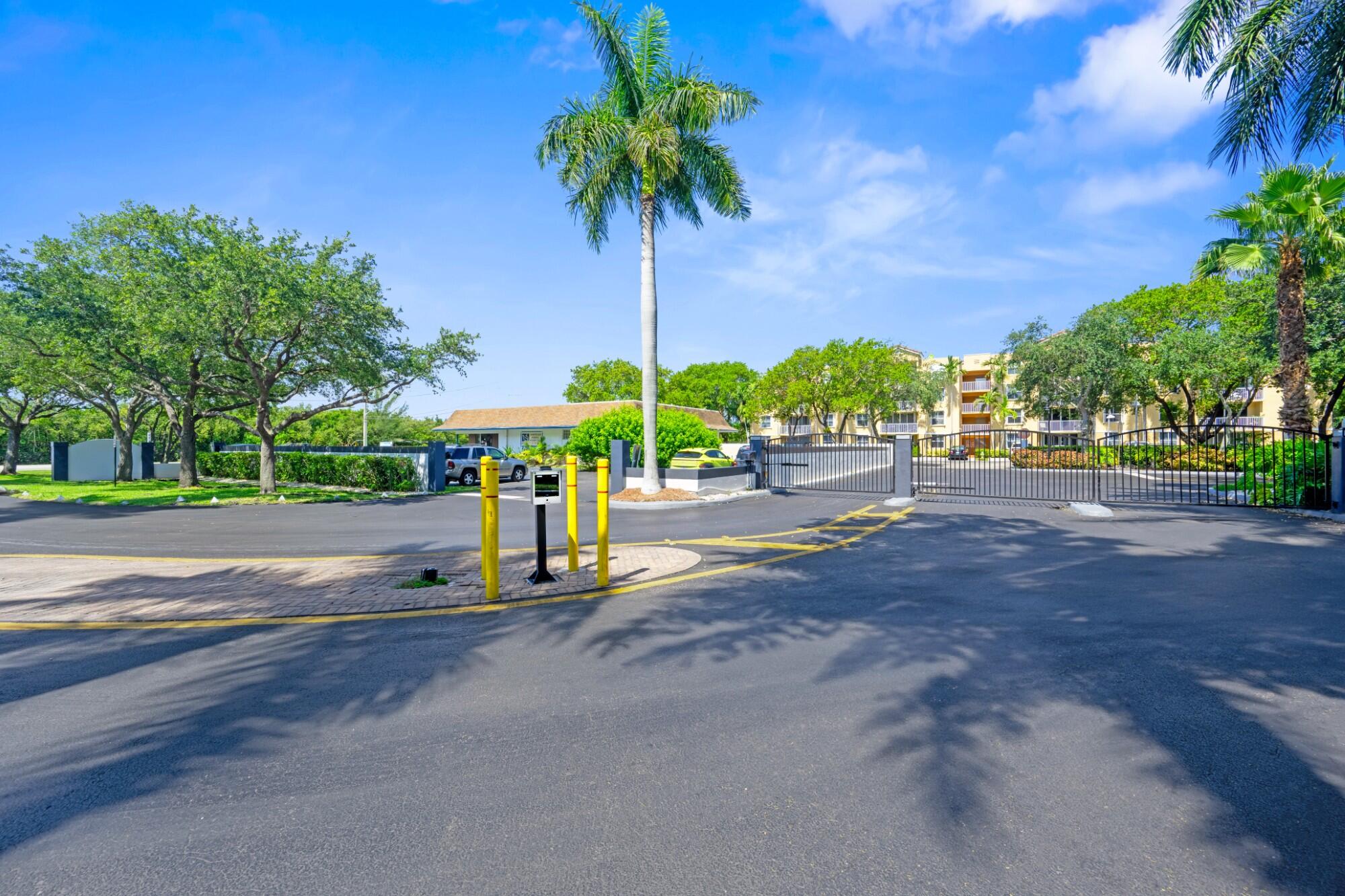 SHERIDAN BEACH CLUB CONDOMINIUM - Residential Lease