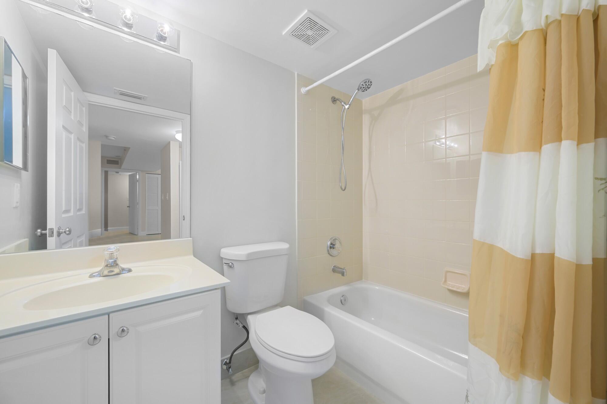 SHERIDAN BEACH CLUB CONDOMINIUM - Residential Lease