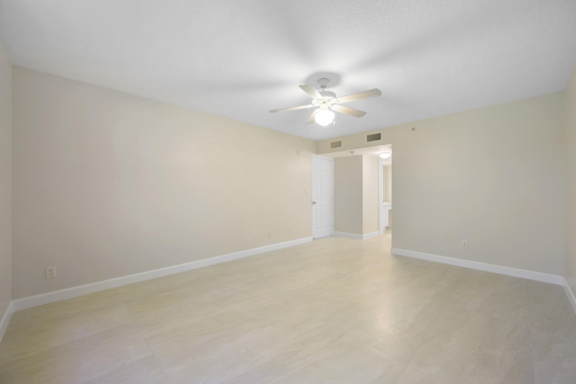 SHERIDAN BEACH CLUB CONDOMINIUM - Residential Lease