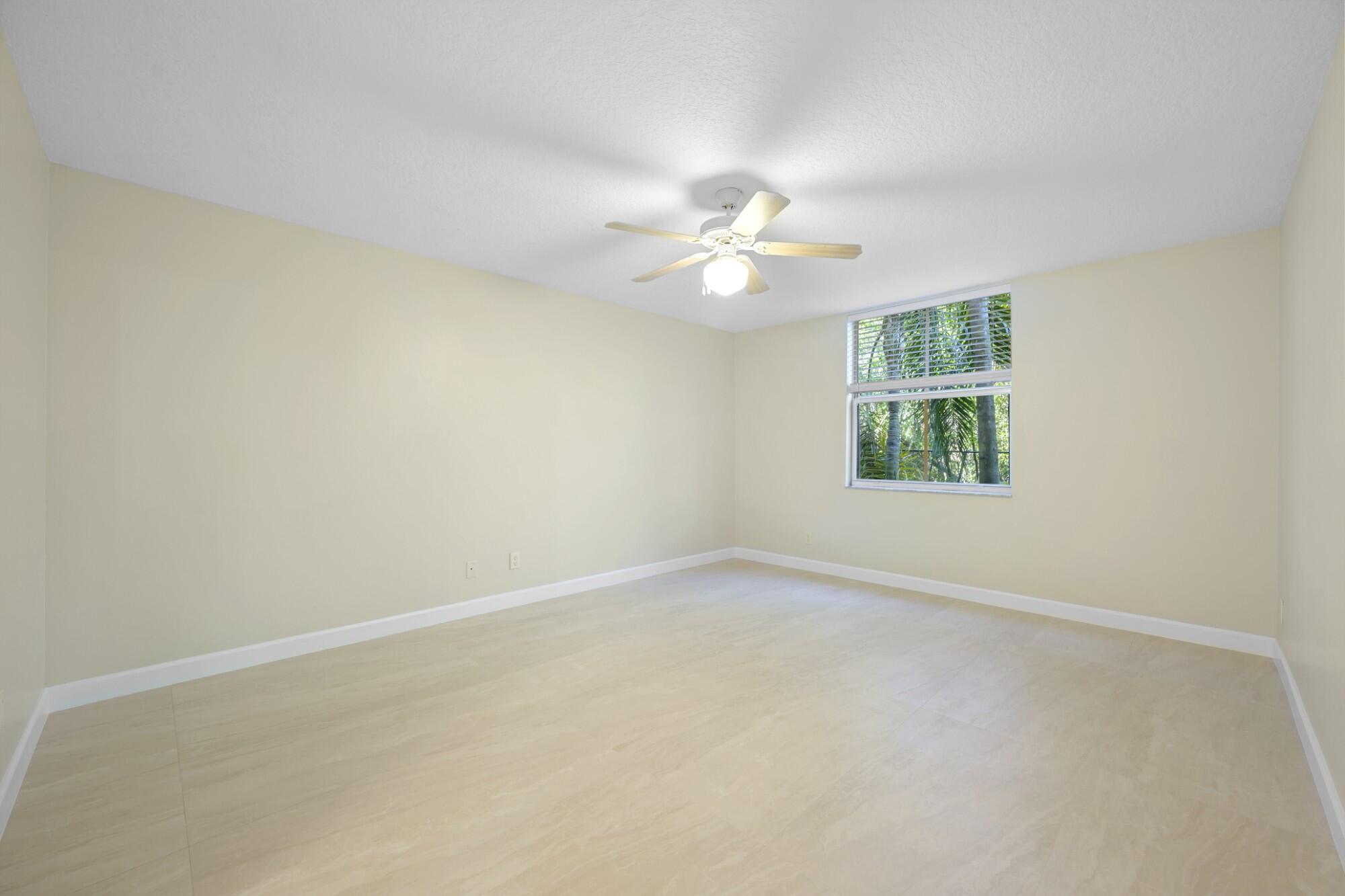 SHERIDAN BEACH CLUB CONDOMINIUM - Residential Lease