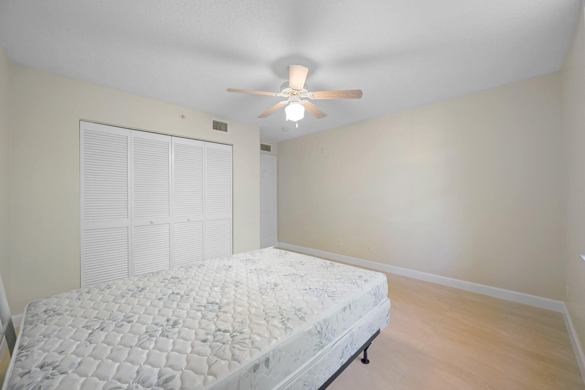 SHERIDAN BEACH CLUB CONDOMINIUM - Residential Lease