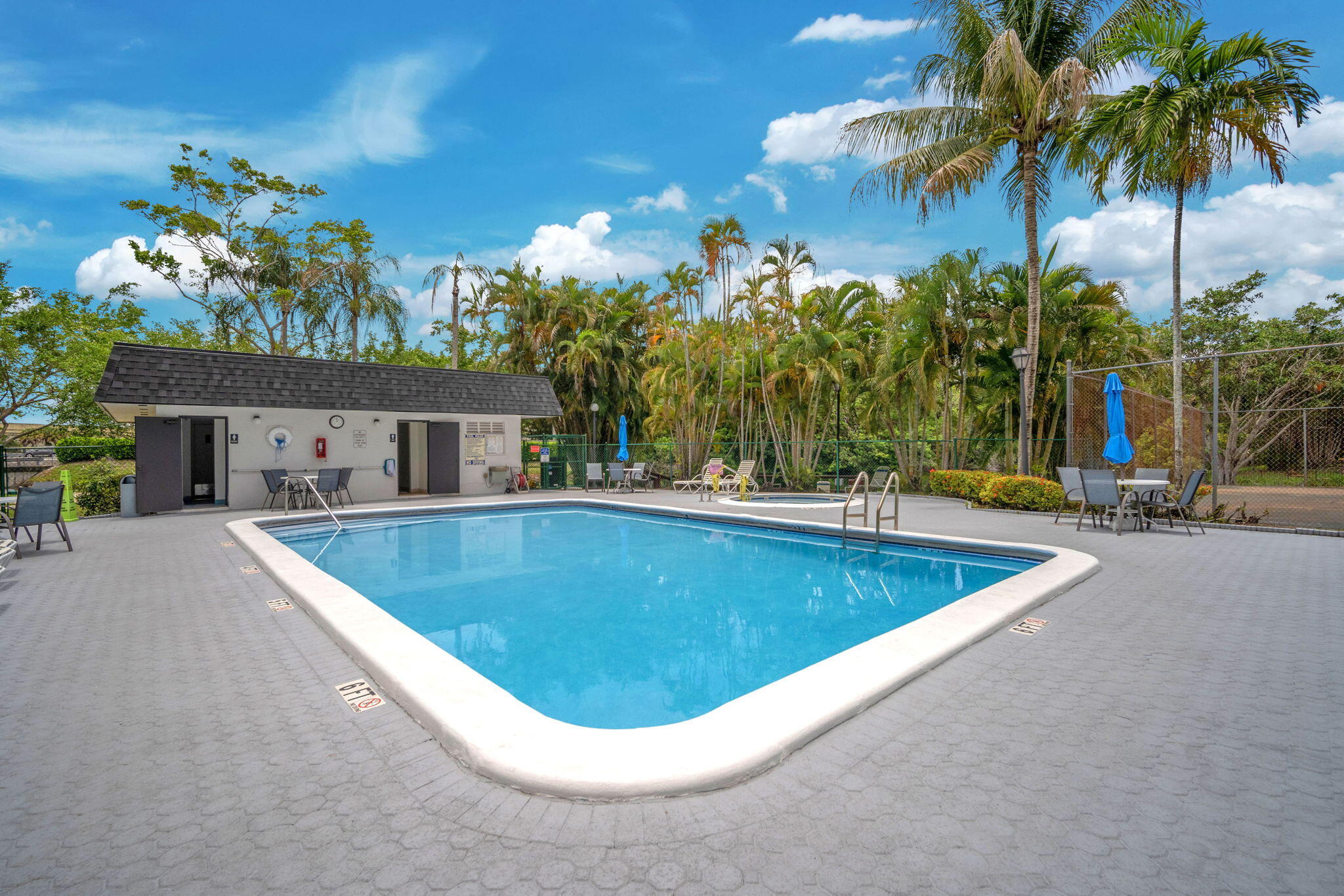 MANARANDA VILLAGE CONDO - Residential