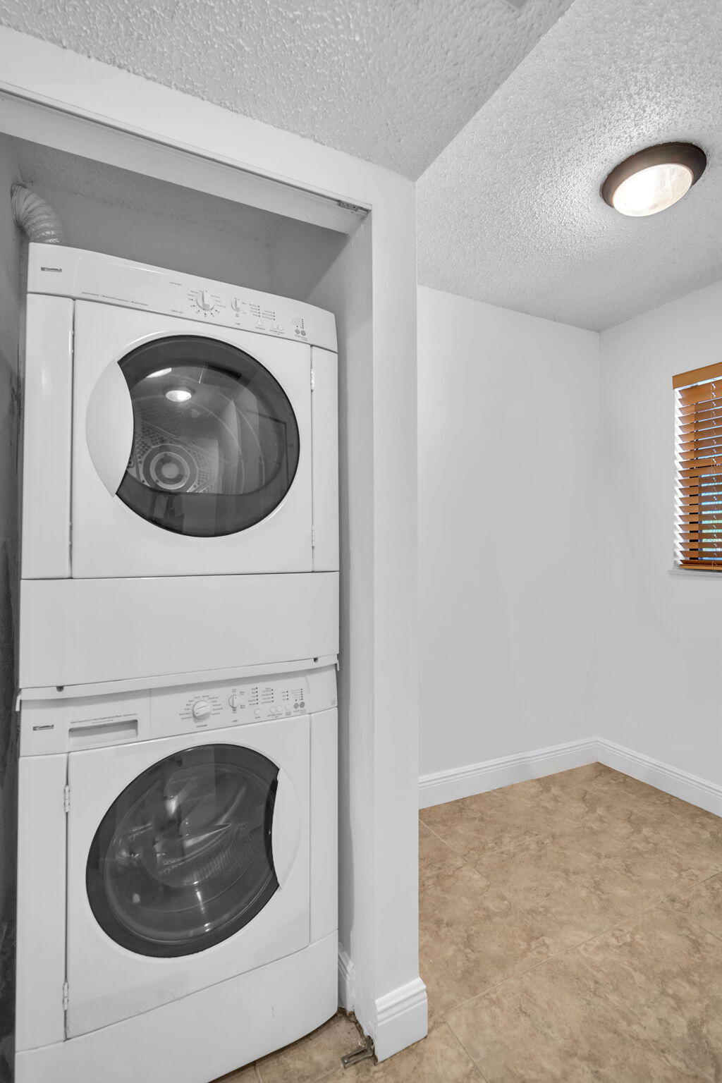 MANARANDA VILLAGE CONDO - Residential