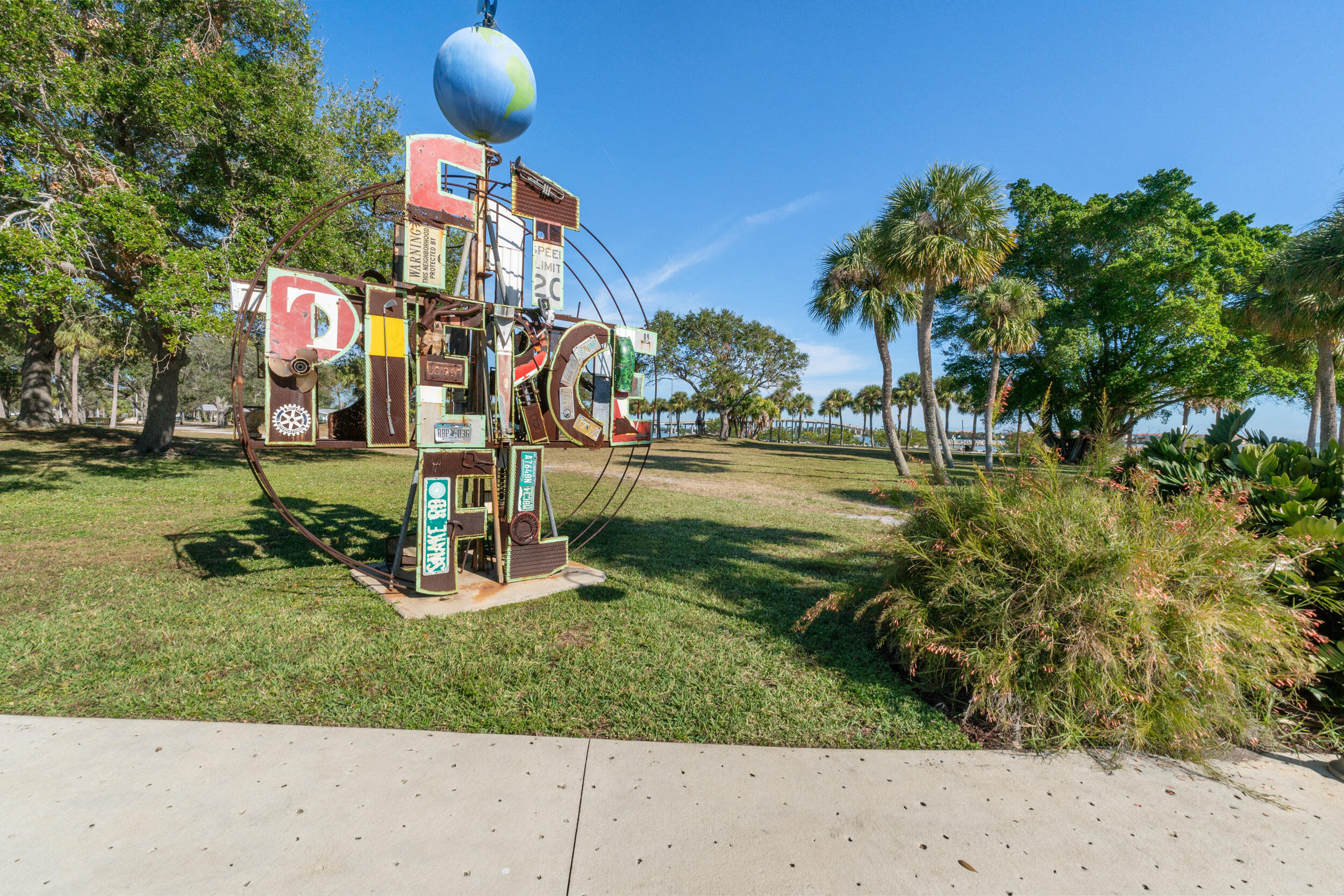 METES AND BOUNDS - Residential Lease